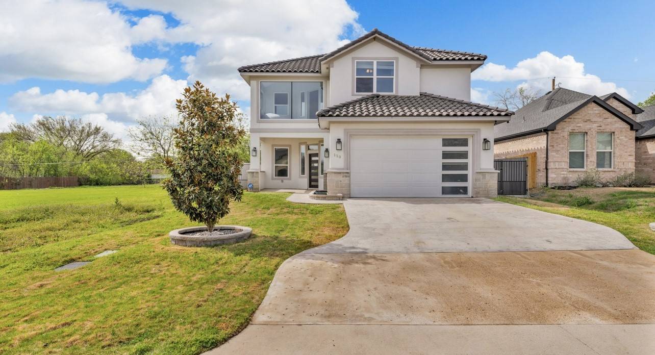 Roanoke, TX 76262,110 Cedar LN