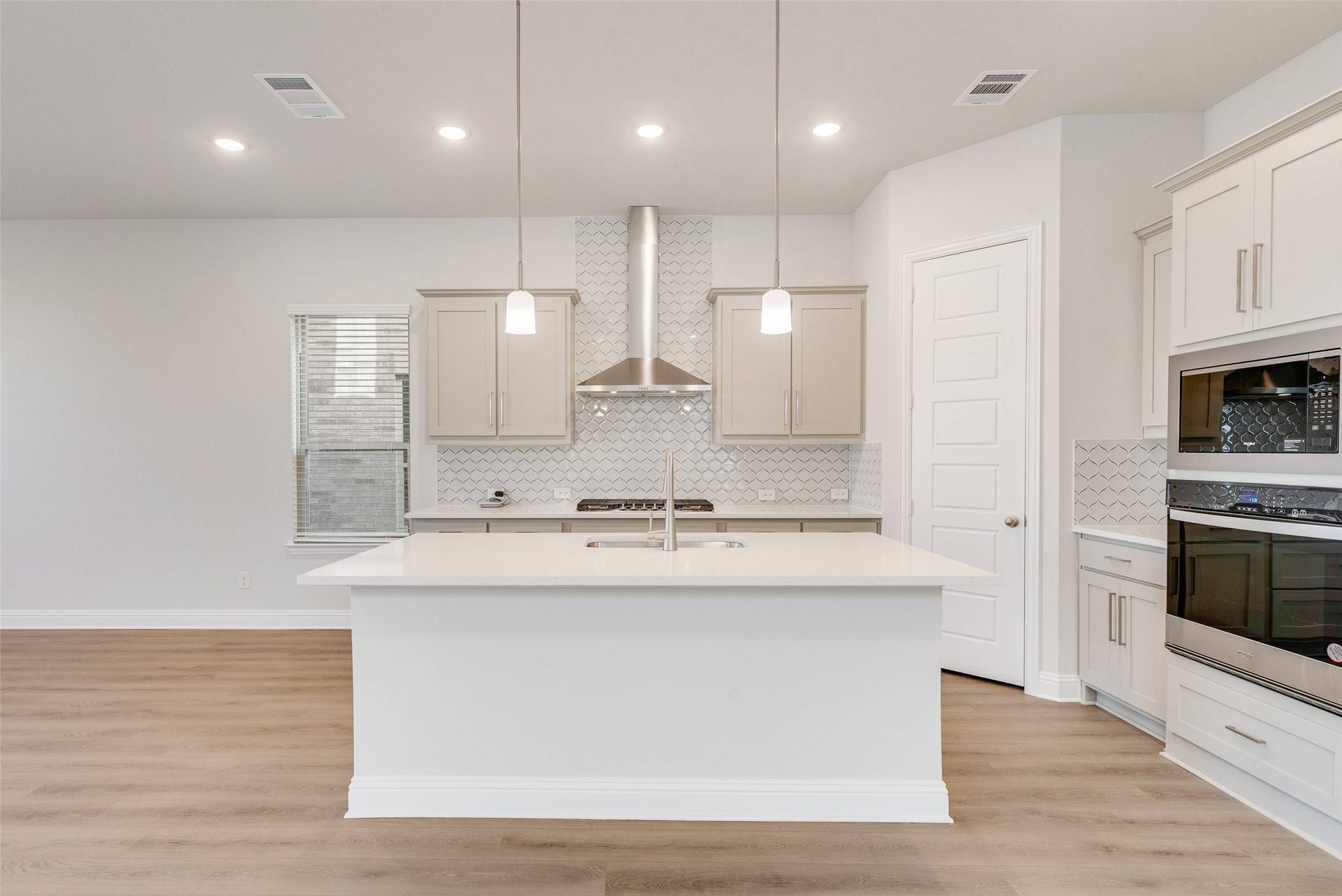 Rowlett, TX 75088,7121 Daytona Mews