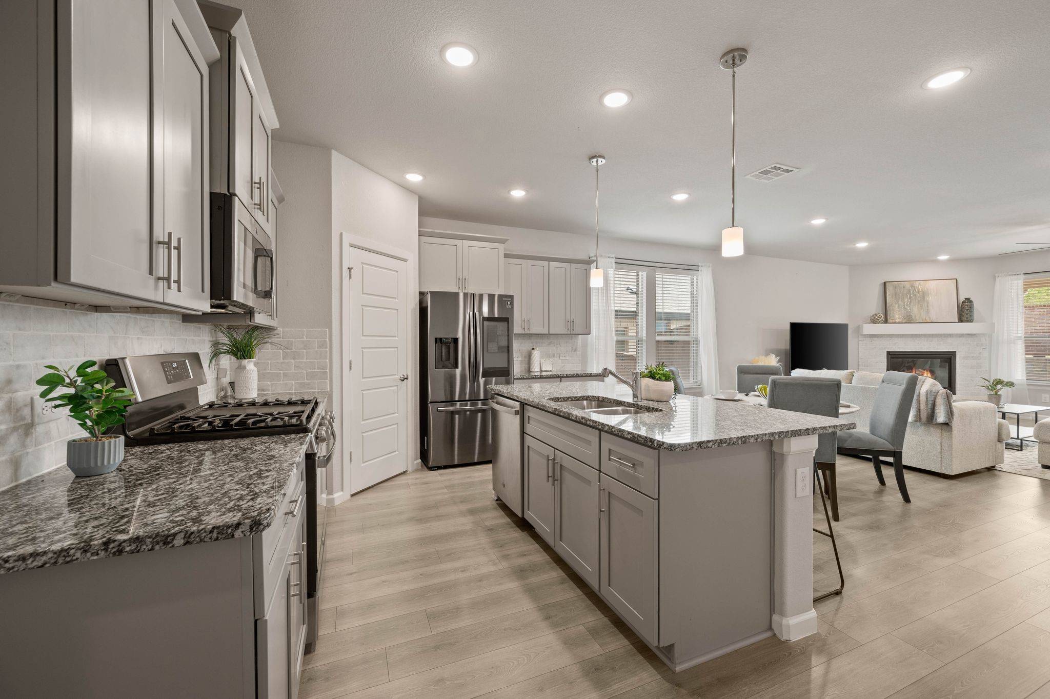 Haltom City, TX 76137,5312 Waterview CT