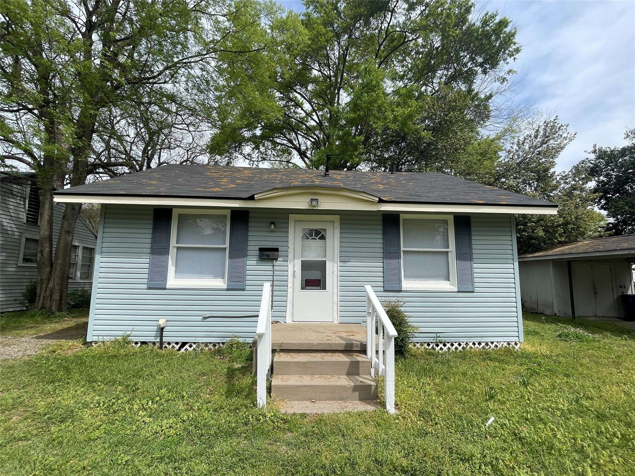 Shreveport, LA 71104,112 E Fairview ST