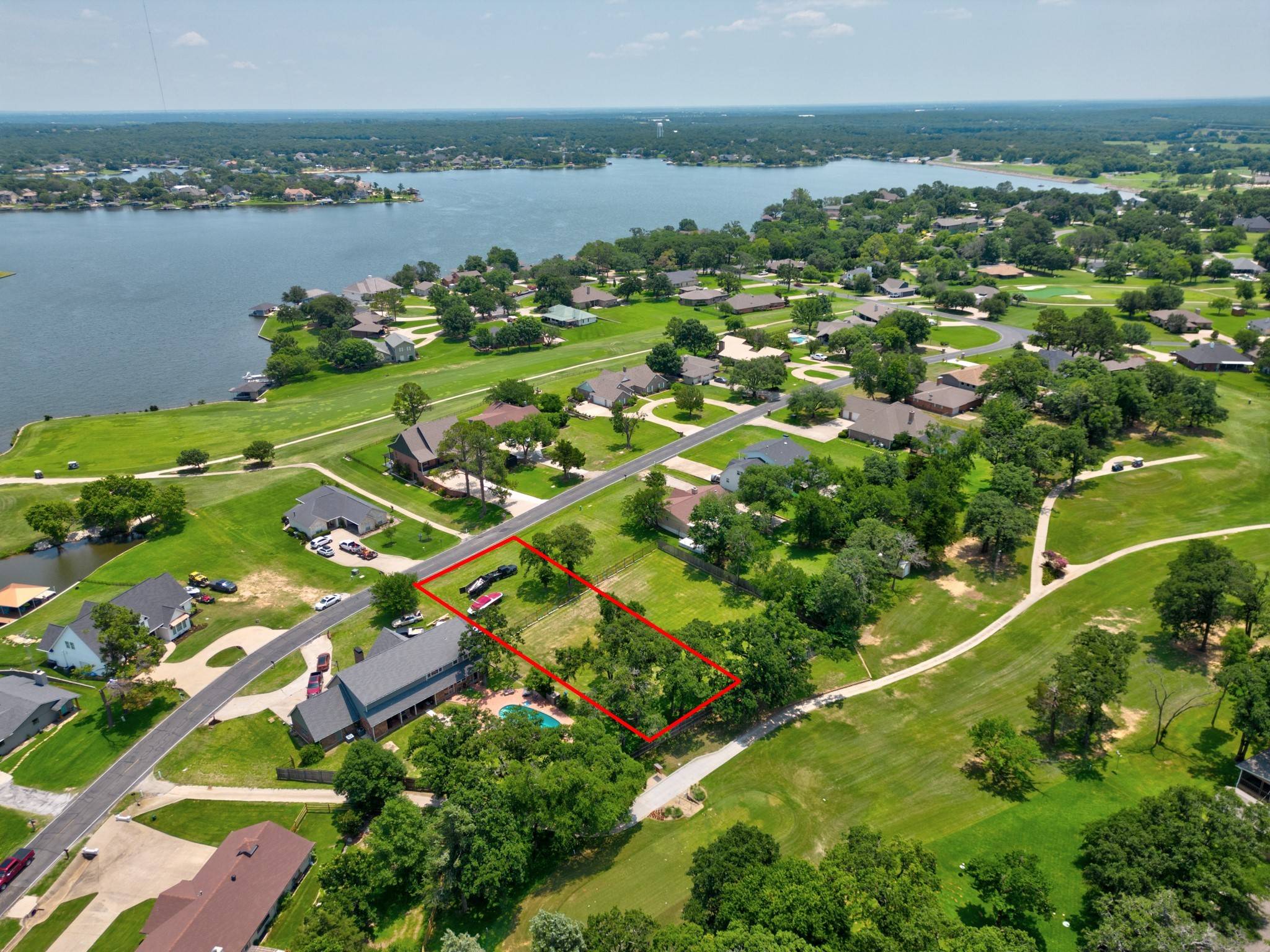 Lake Kiowa, TX 76240,418 Kiowa DR W