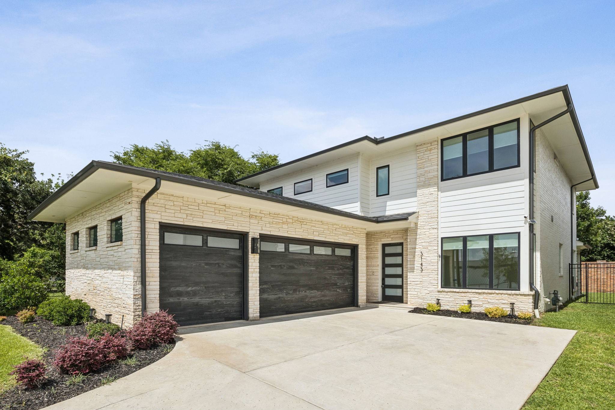 Colleyville, TX 76034,5145 Roberts RD