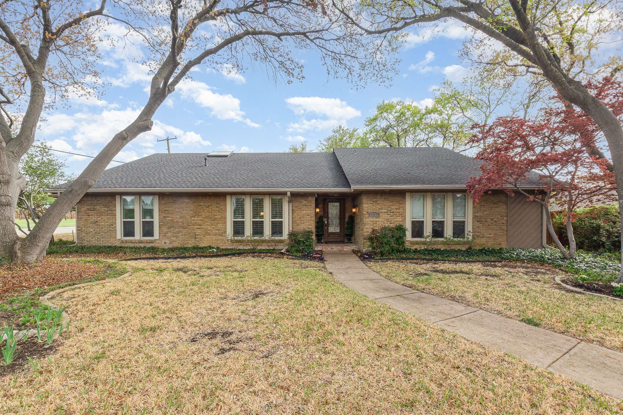 Dallas, TX 75248,15105 Meandering PL