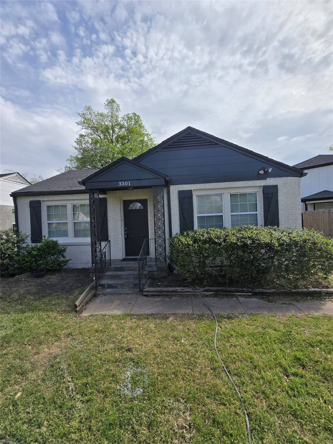 Fort Worth, TX 76109,3301 Mission ST