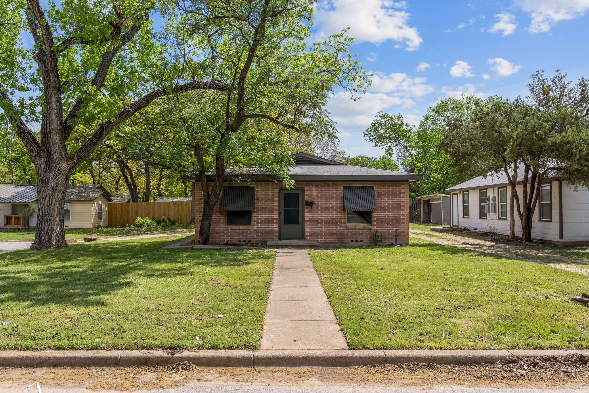 Fort Worth, TX 76114,1822 Oakwood