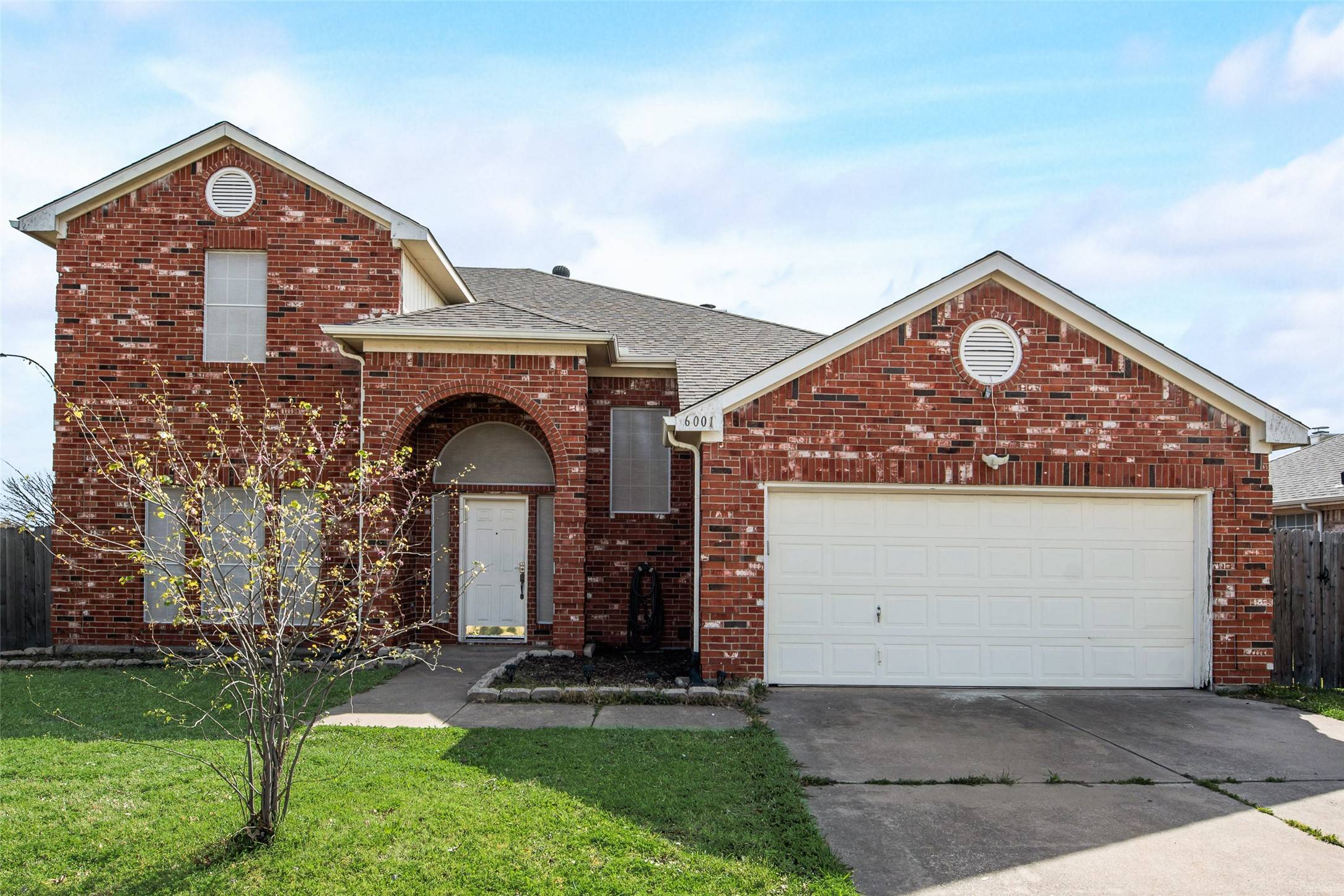 Arlington, TX 76018,6001 Harwood Crossing DR