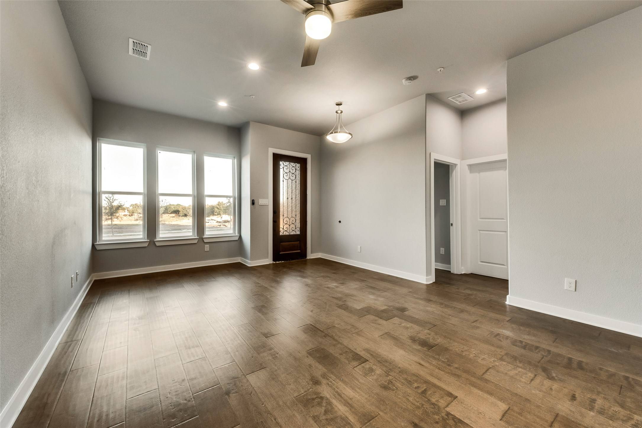 Frisco, TX 75035,5947 Rivendell DR