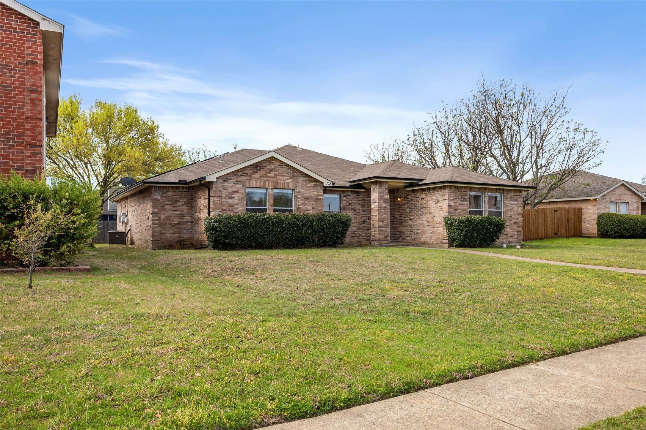 Cedar Hill, TX 75104,702 Lowe DR