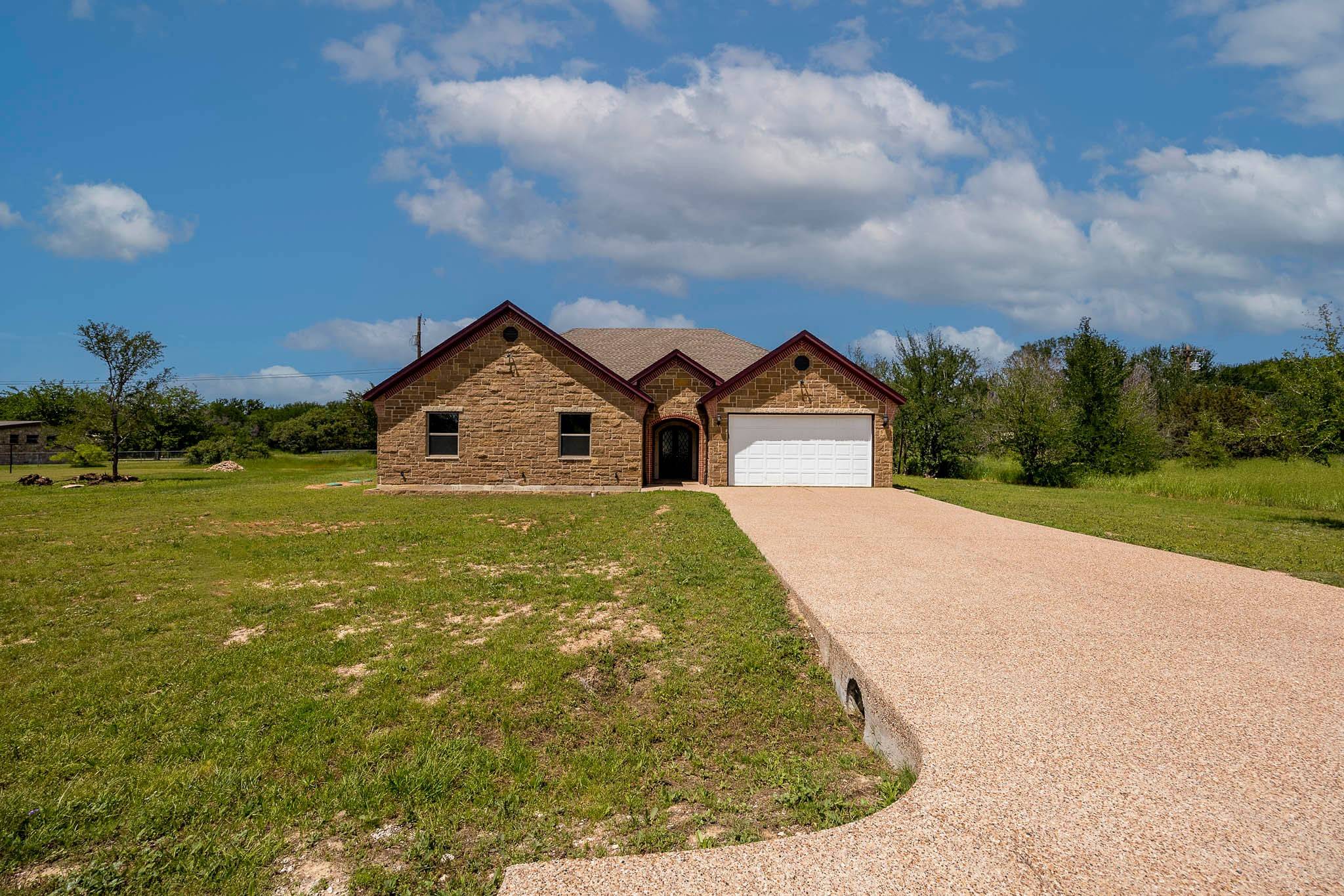 Granbury, TX 76048,3024 Red Oak DR