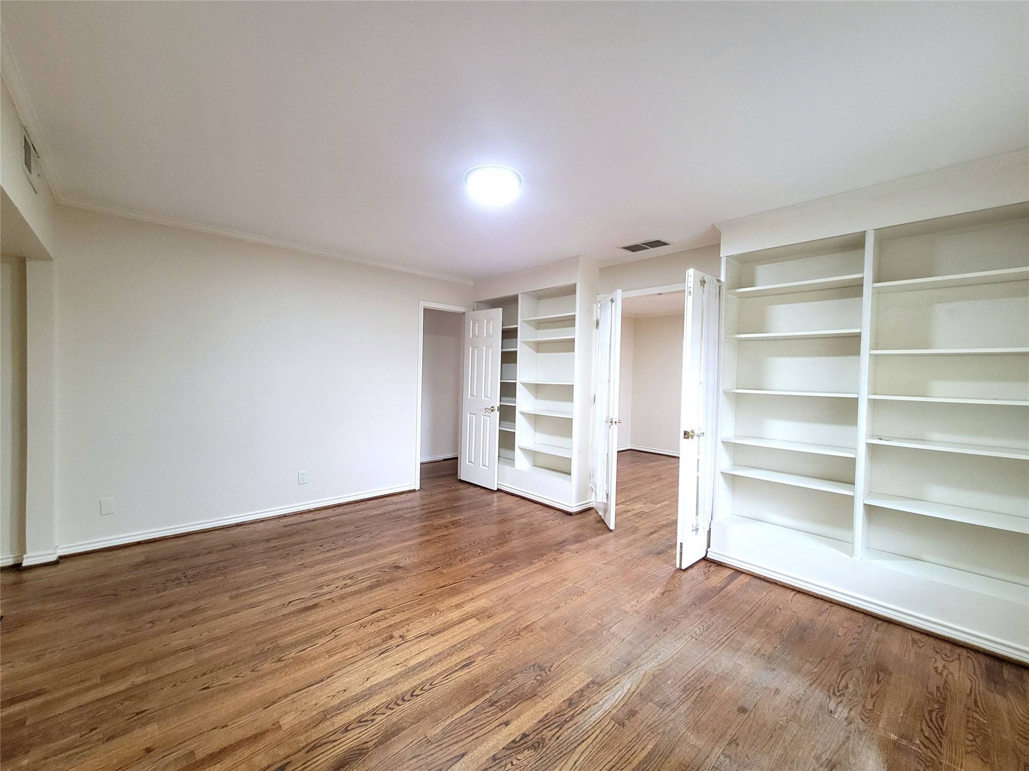 Dallas, TX 75218,9809 Champa DR