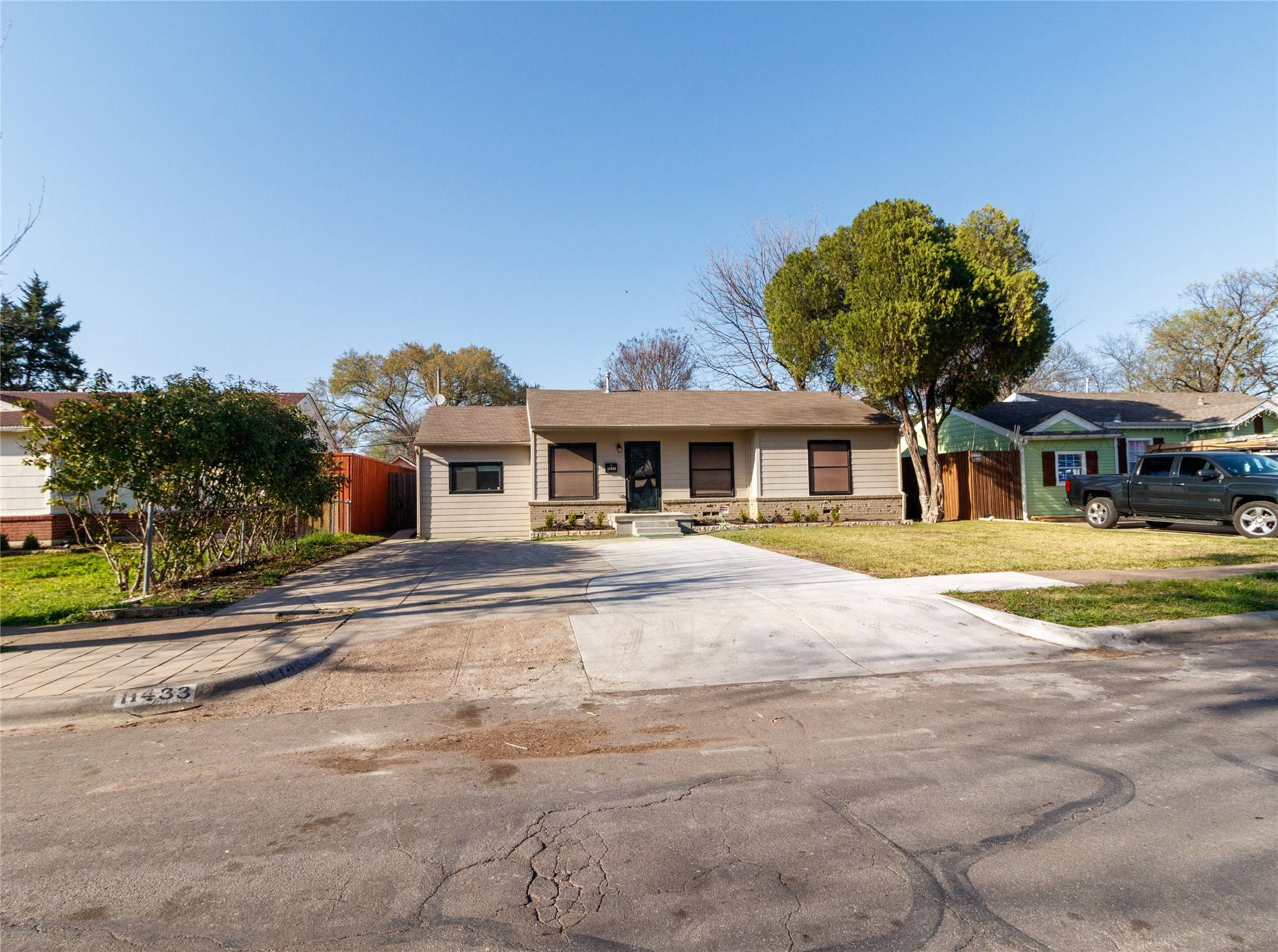 Dallas, TX 75218,11433 Rupley LN