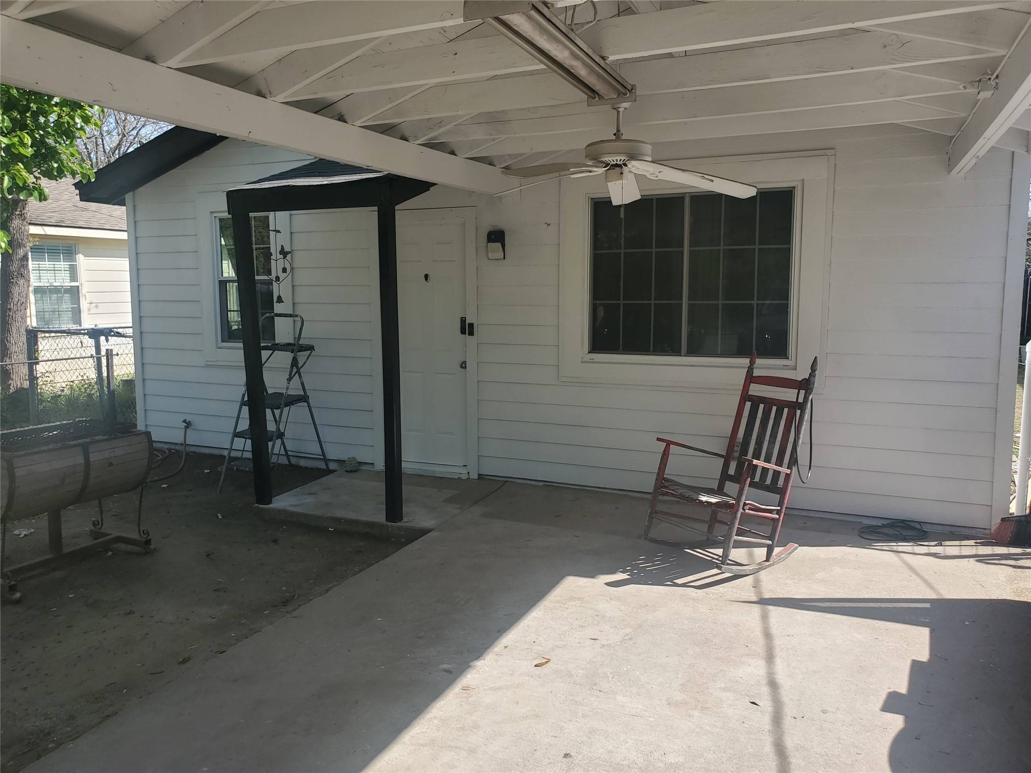 Irving, TX 75060,1404 E Irving Heights DR