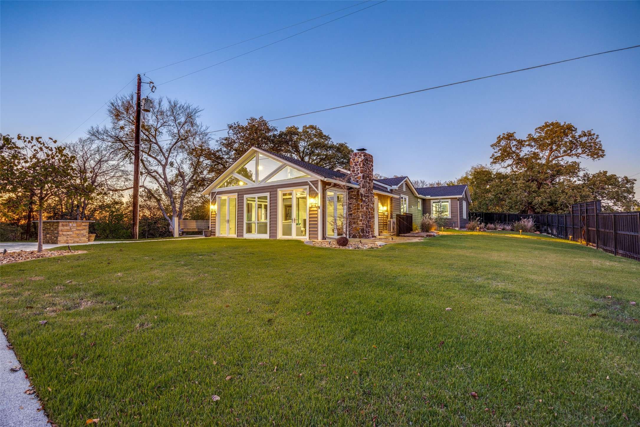 Gordonville, TX 76245,147 Cotton Franklin RD