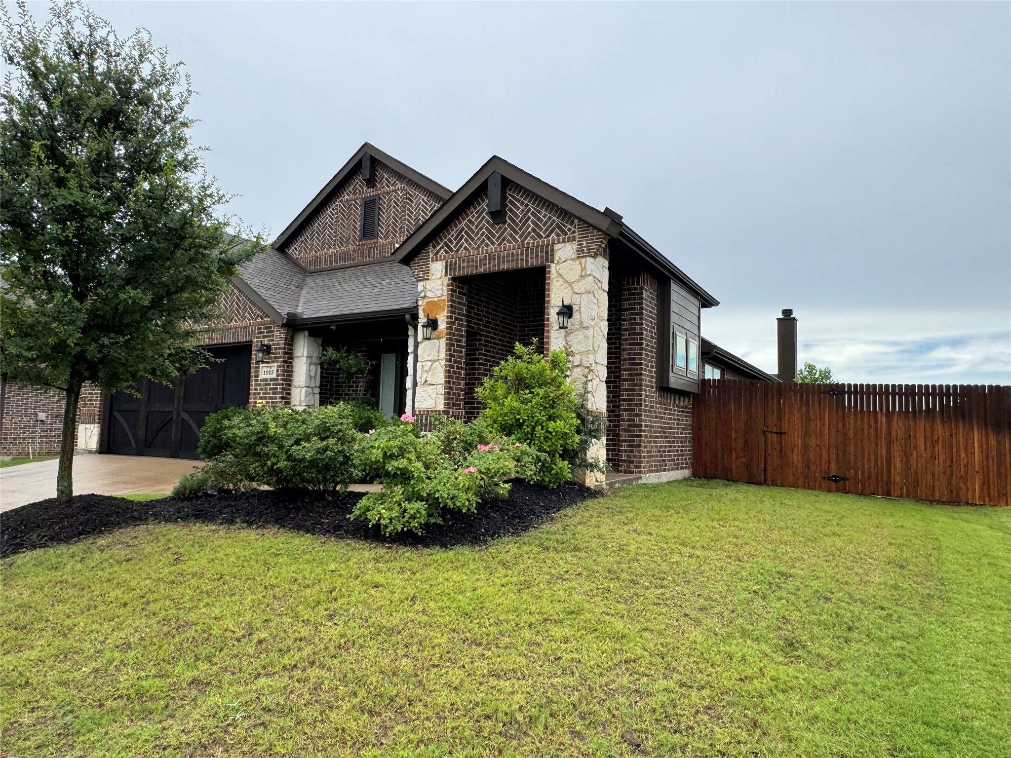 Glenn Heights, TX 75154,1913 Maplewood DR