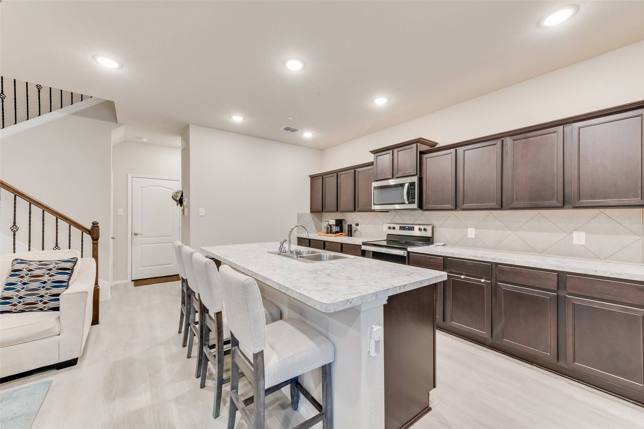 Lewisville, TX 75077,1272 Jones TRL