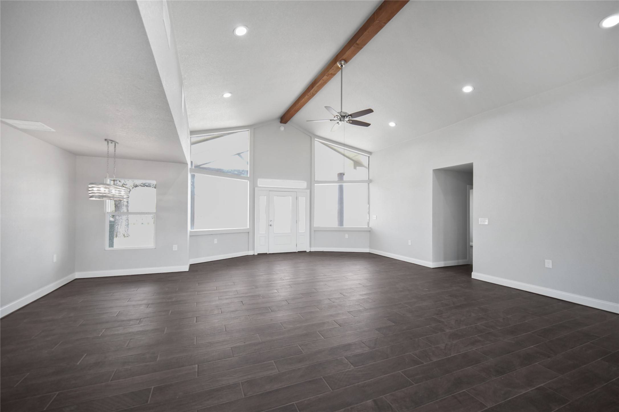 Jacksboro, TX 76458,101 Brad ST
