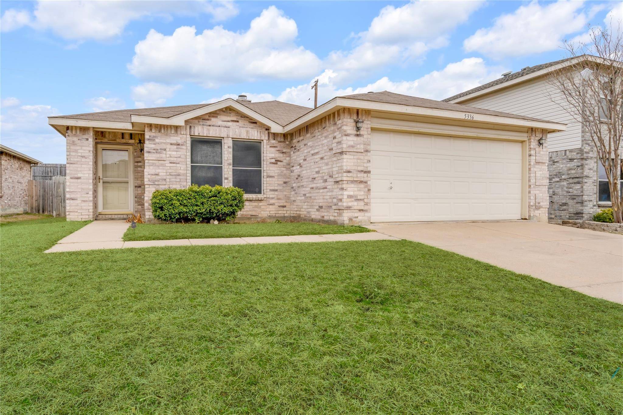 Fort Worth, TX 76135,5336 New Castleton LN