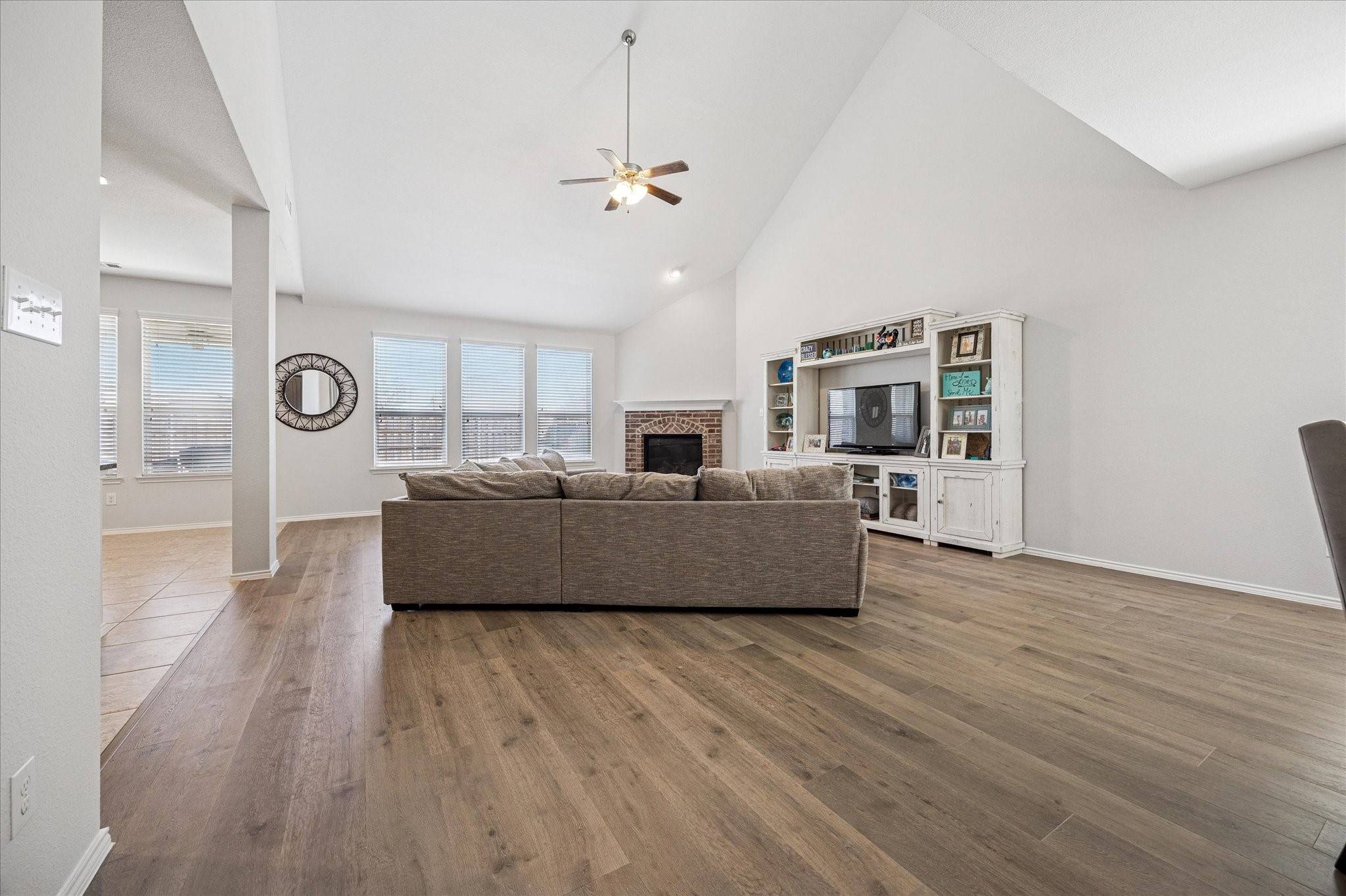Aubrey, TX 76227,1721 Settlement WAY