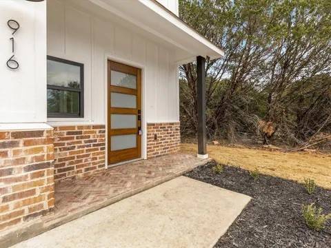 Granbury, TX 76048,916 Devils River DR