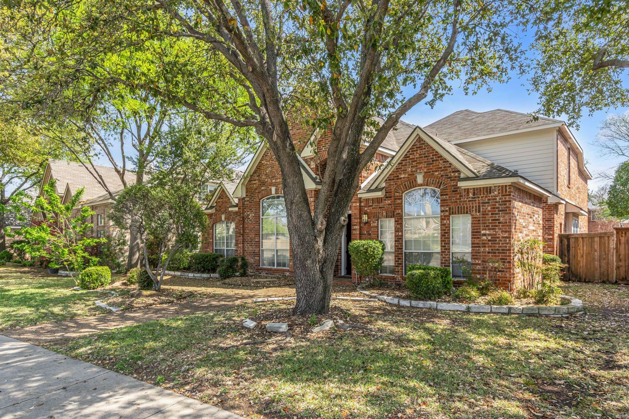 Coppell, TX 75019,330 Buttonwood CT