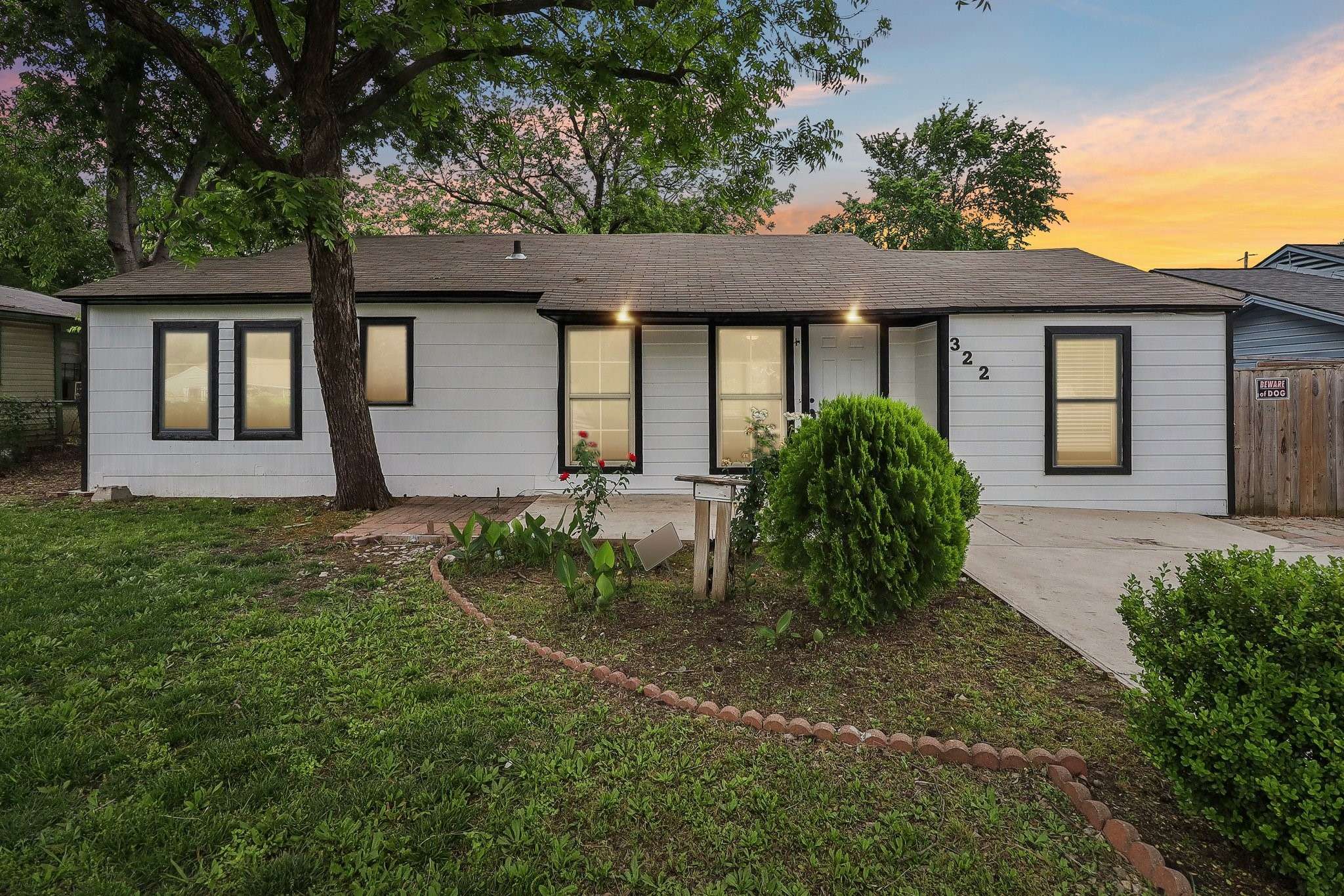 Dallas, TX 75224,322 W Mcvey AVE