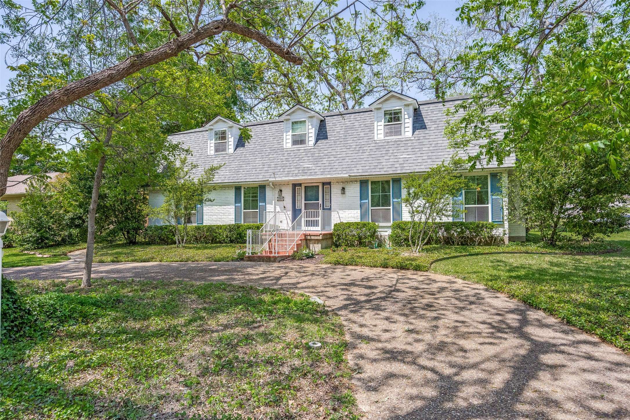 Dallas, TX 75218,1050 Forestgrove DR