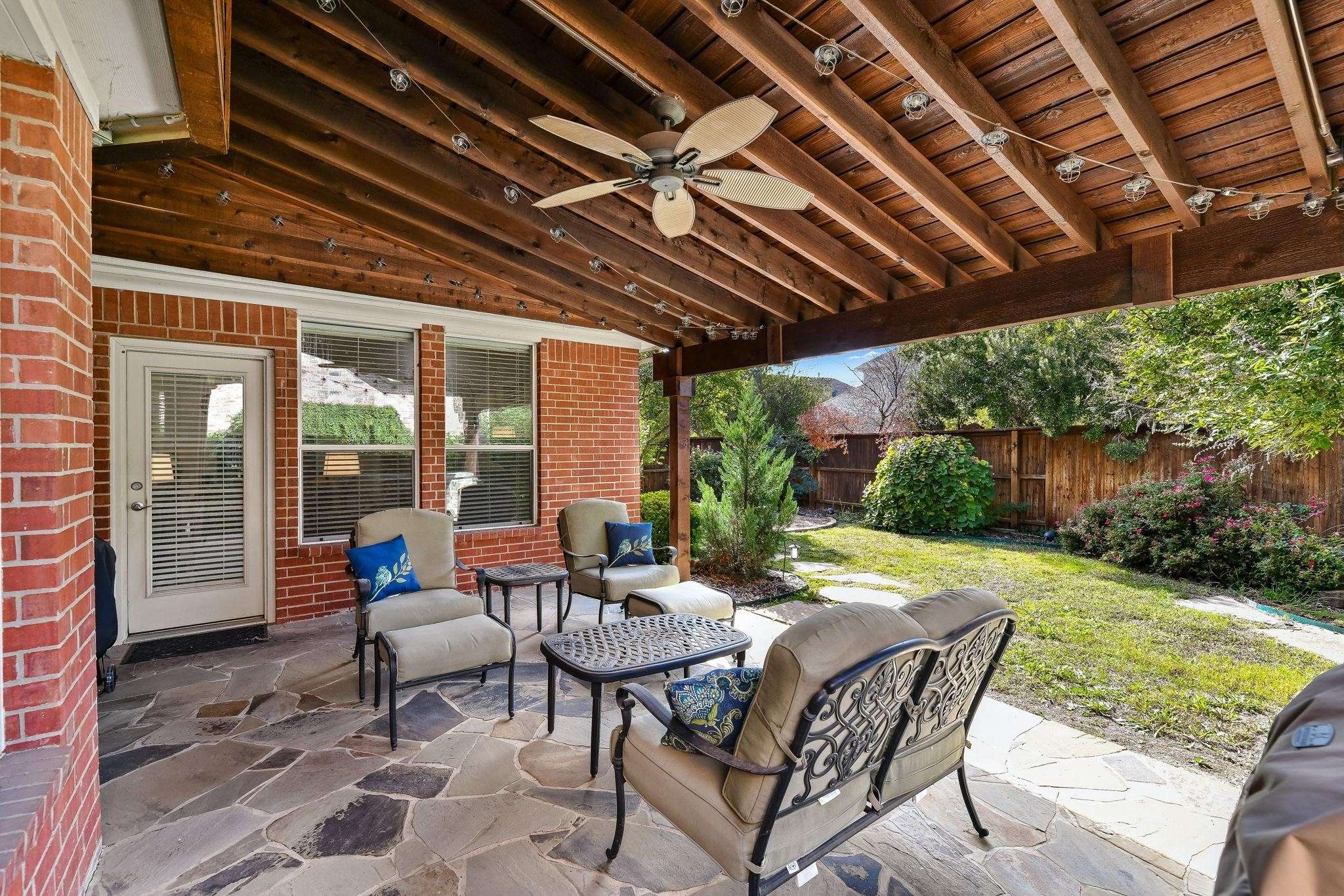 Lantana, TX 76226,1431 Bonham Pkwy