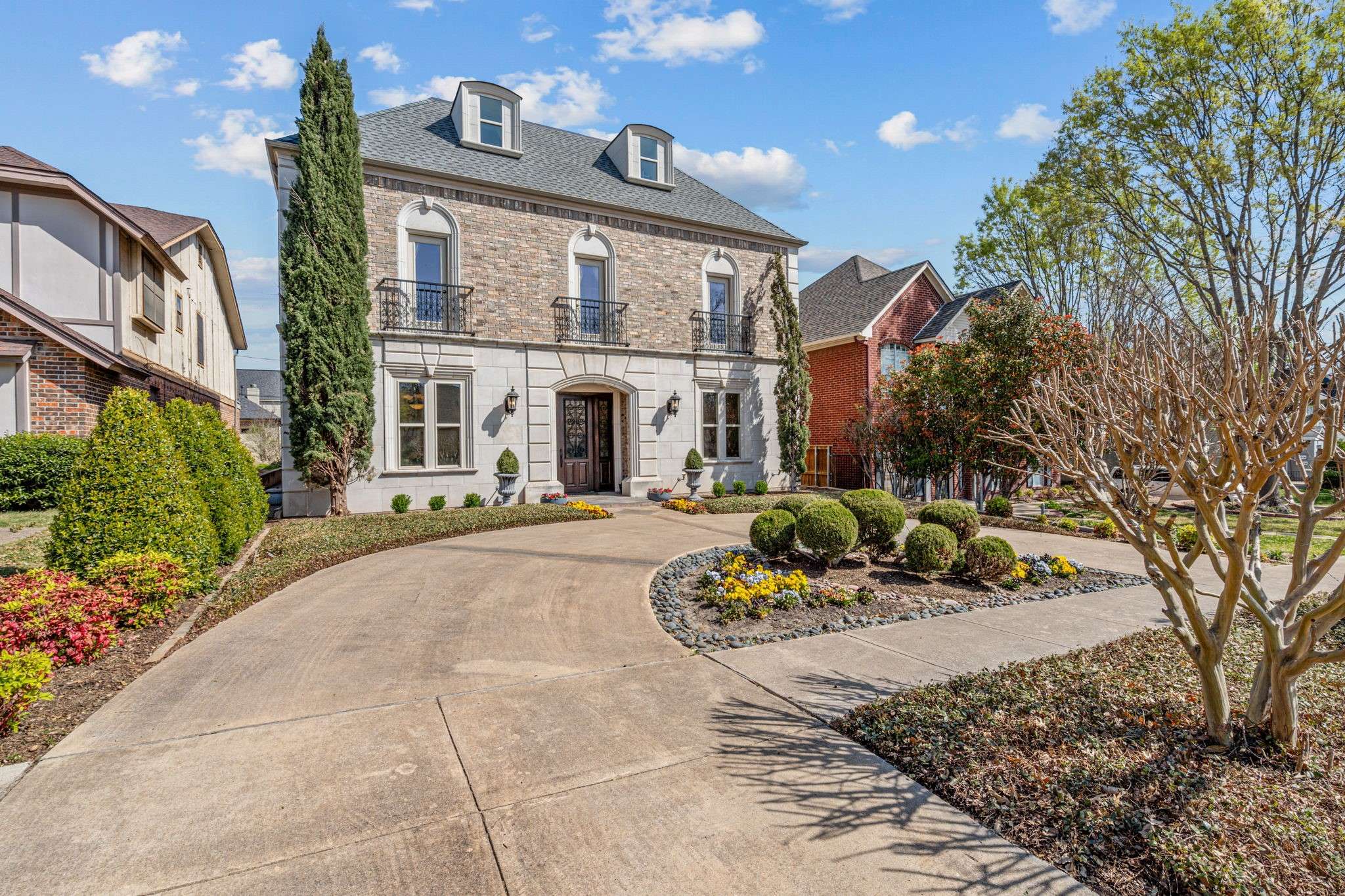 Fort Worth, TX 76107,3904 W 6th ST