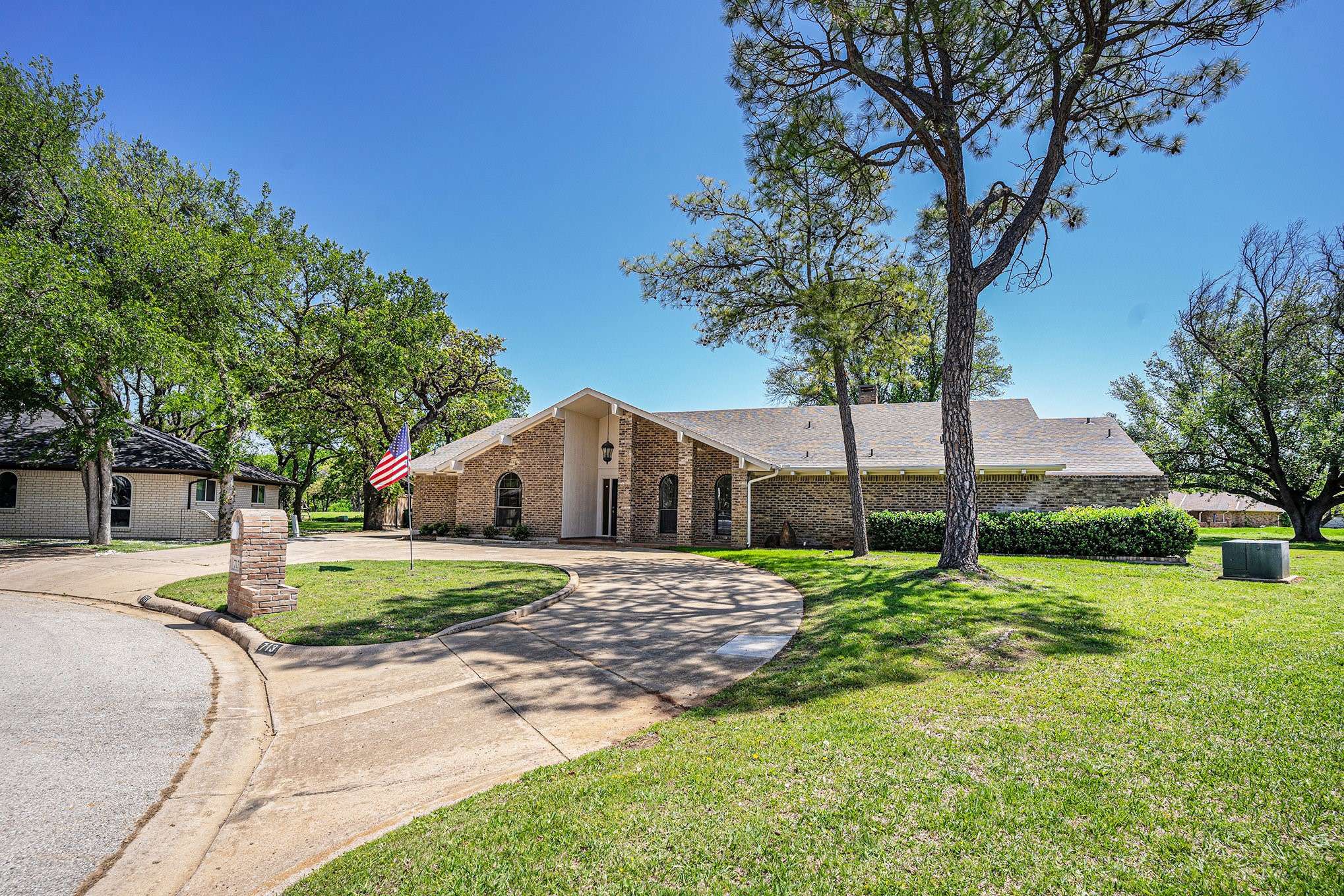 Fort Worth, TX 76112,713 Havenwood LN S