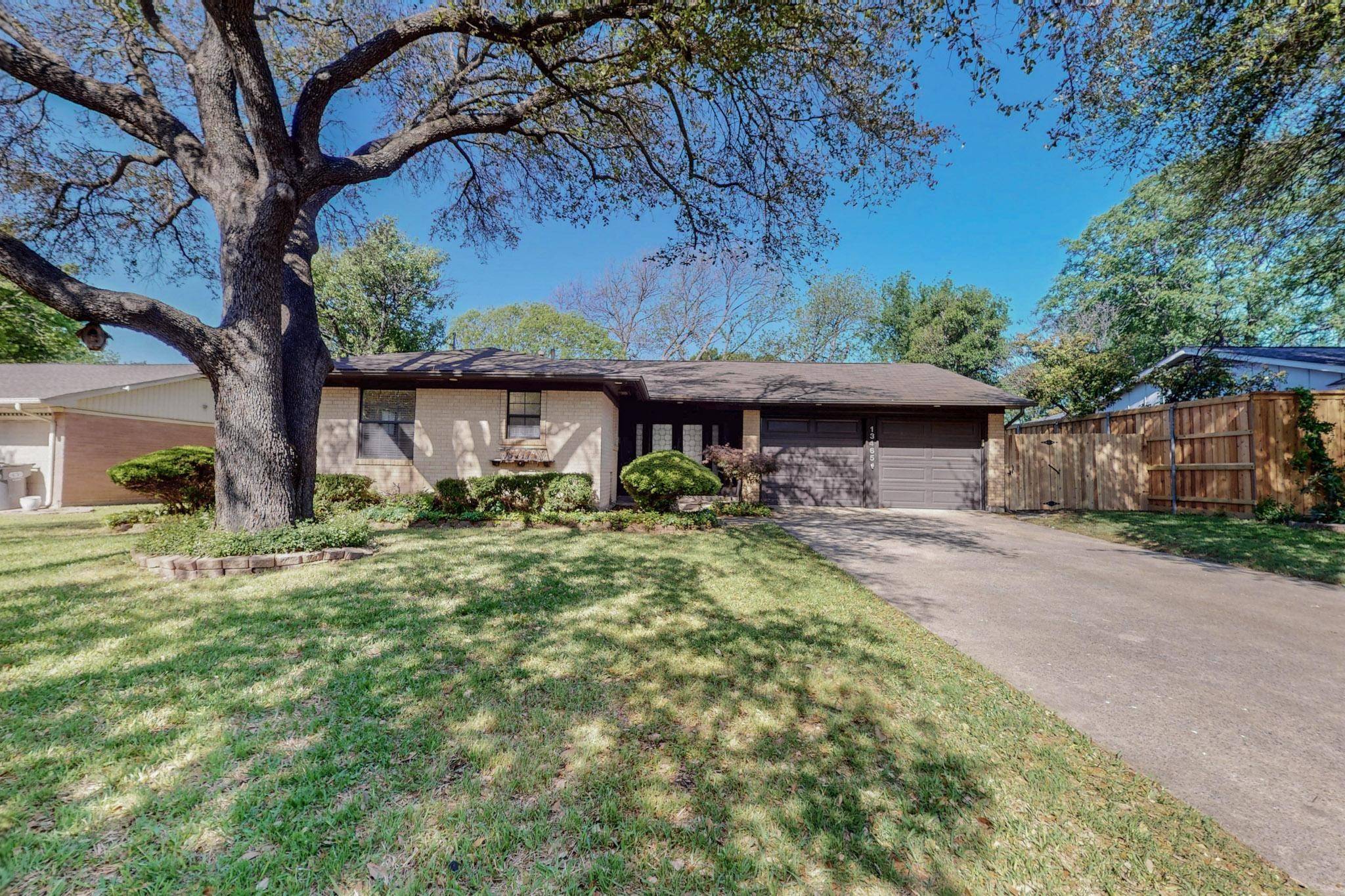 Farmers Branch, TX 75234,13465 Shahan DR