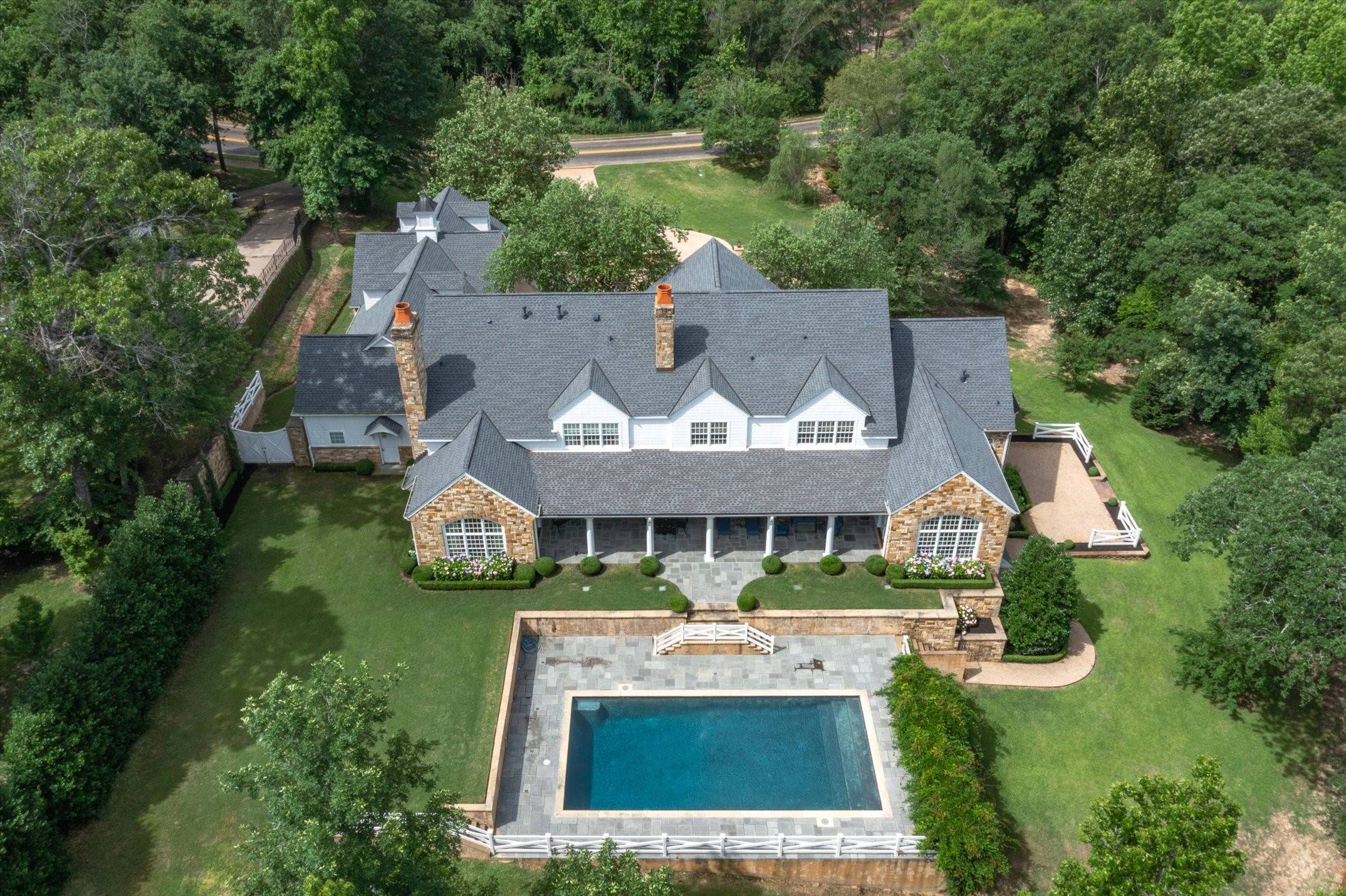 Tyler, TX 75703,1920 Stonegate BLVD