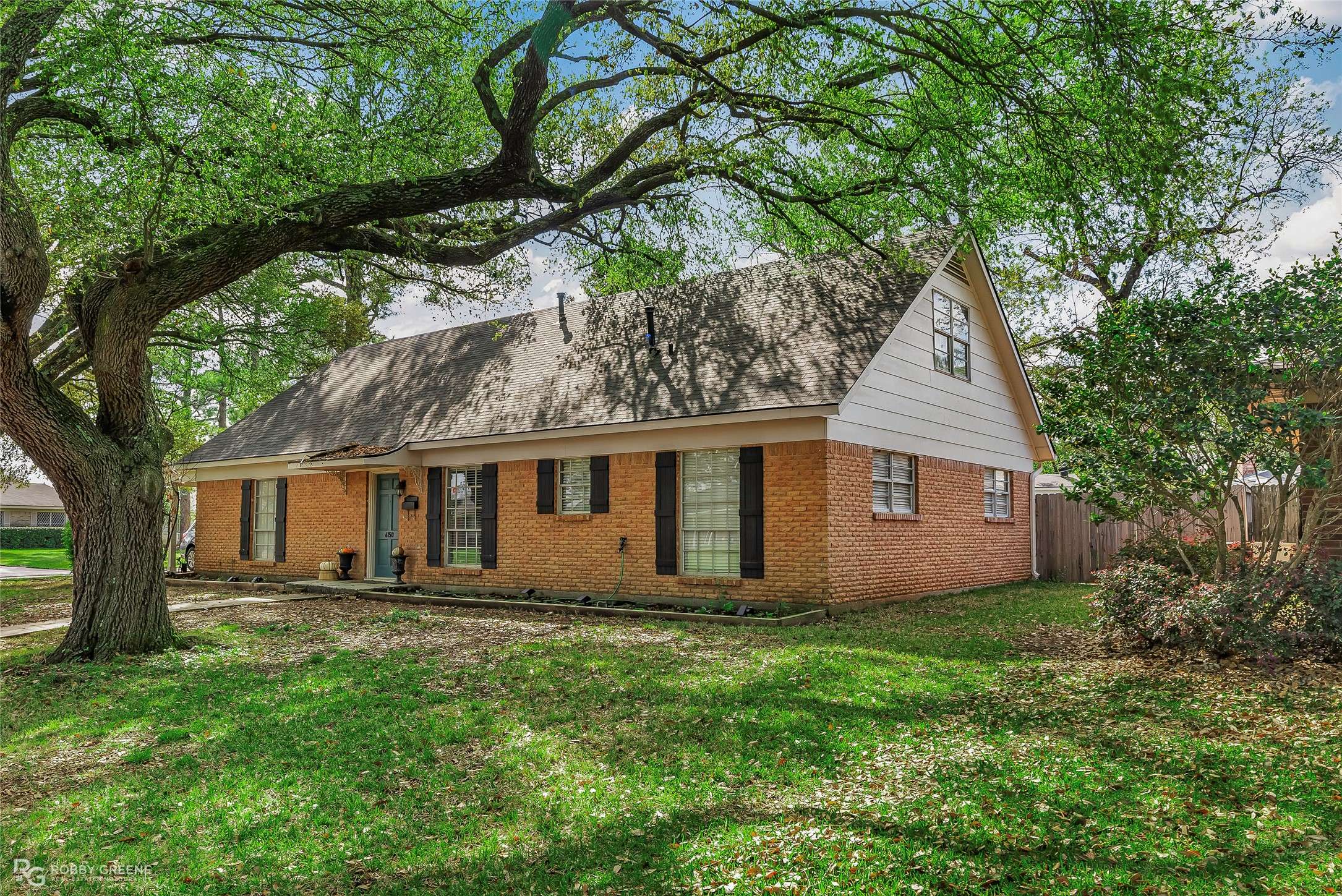 Shreveport, LA 71105,6150 Lovers LN