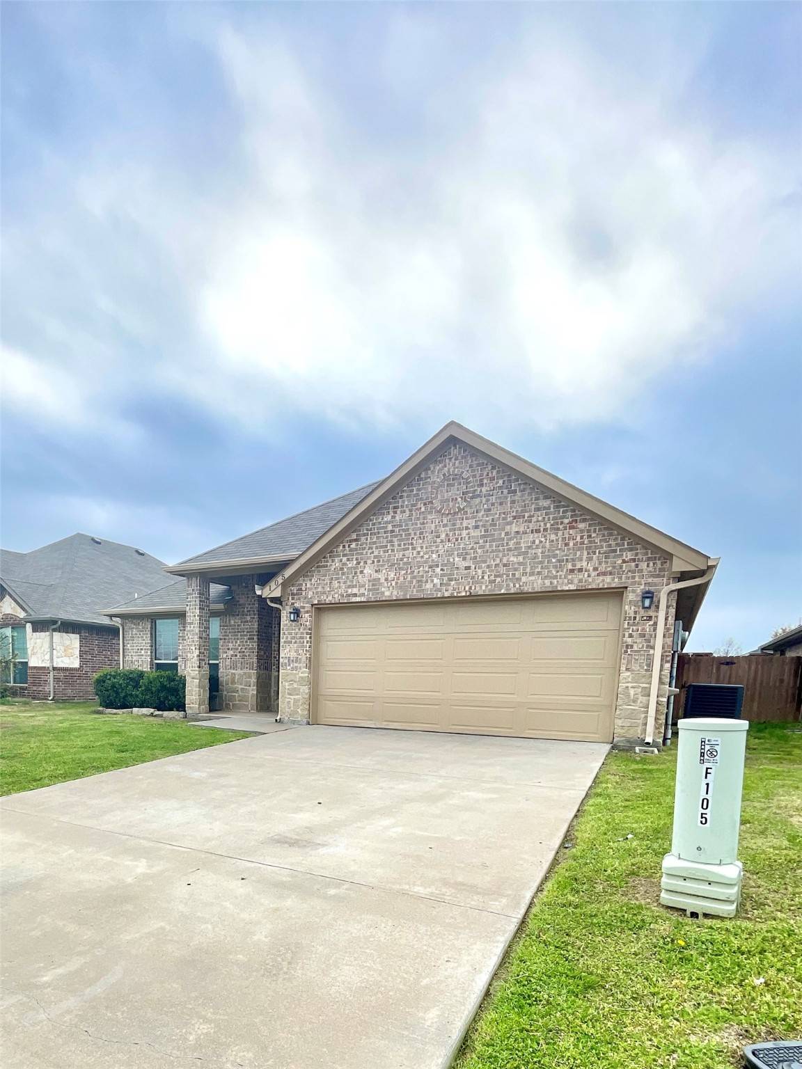 Greenville, TX 75402,105 Frank ST