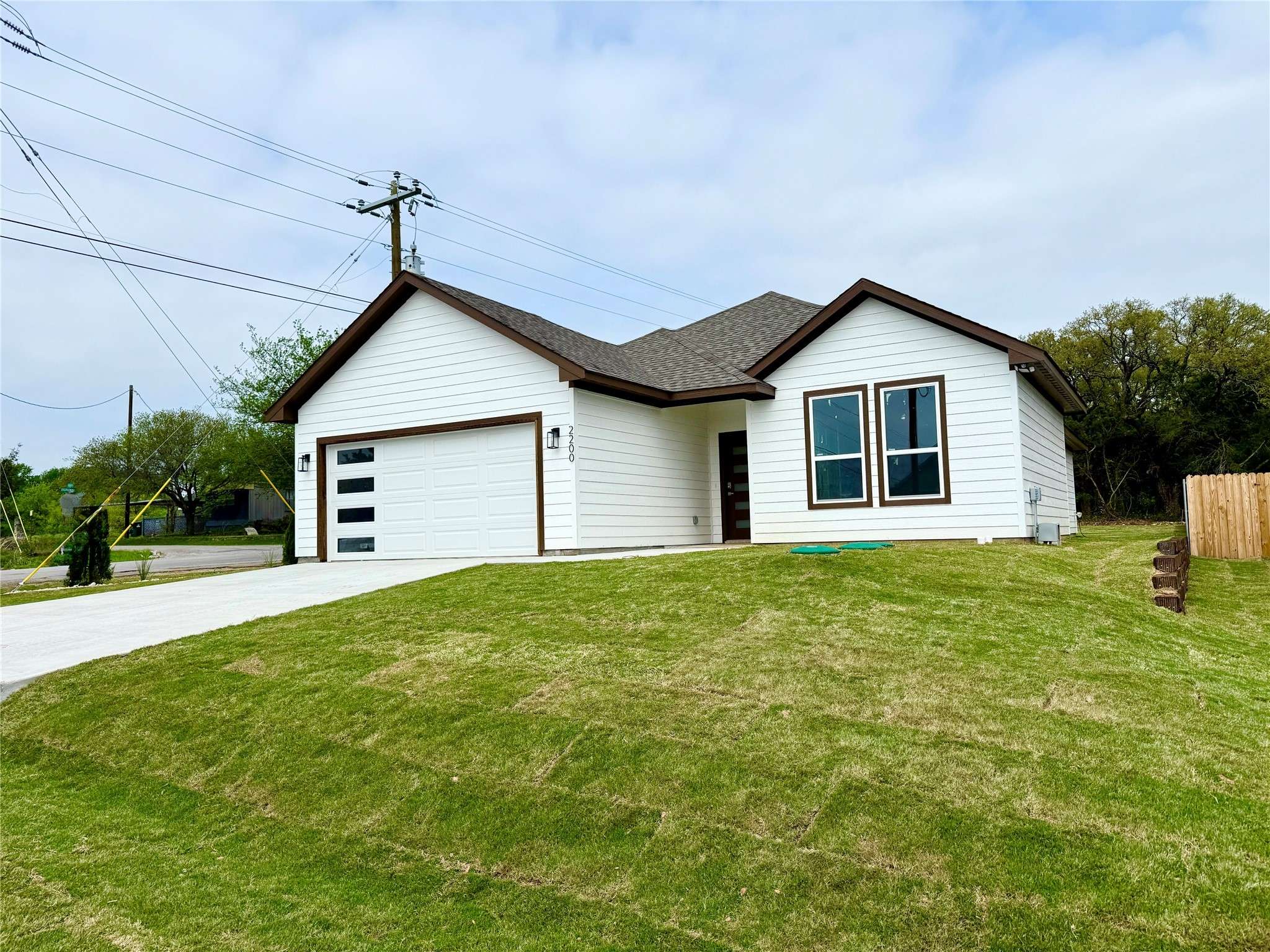 Granbury, TX 76048,2200 Pedernales CT