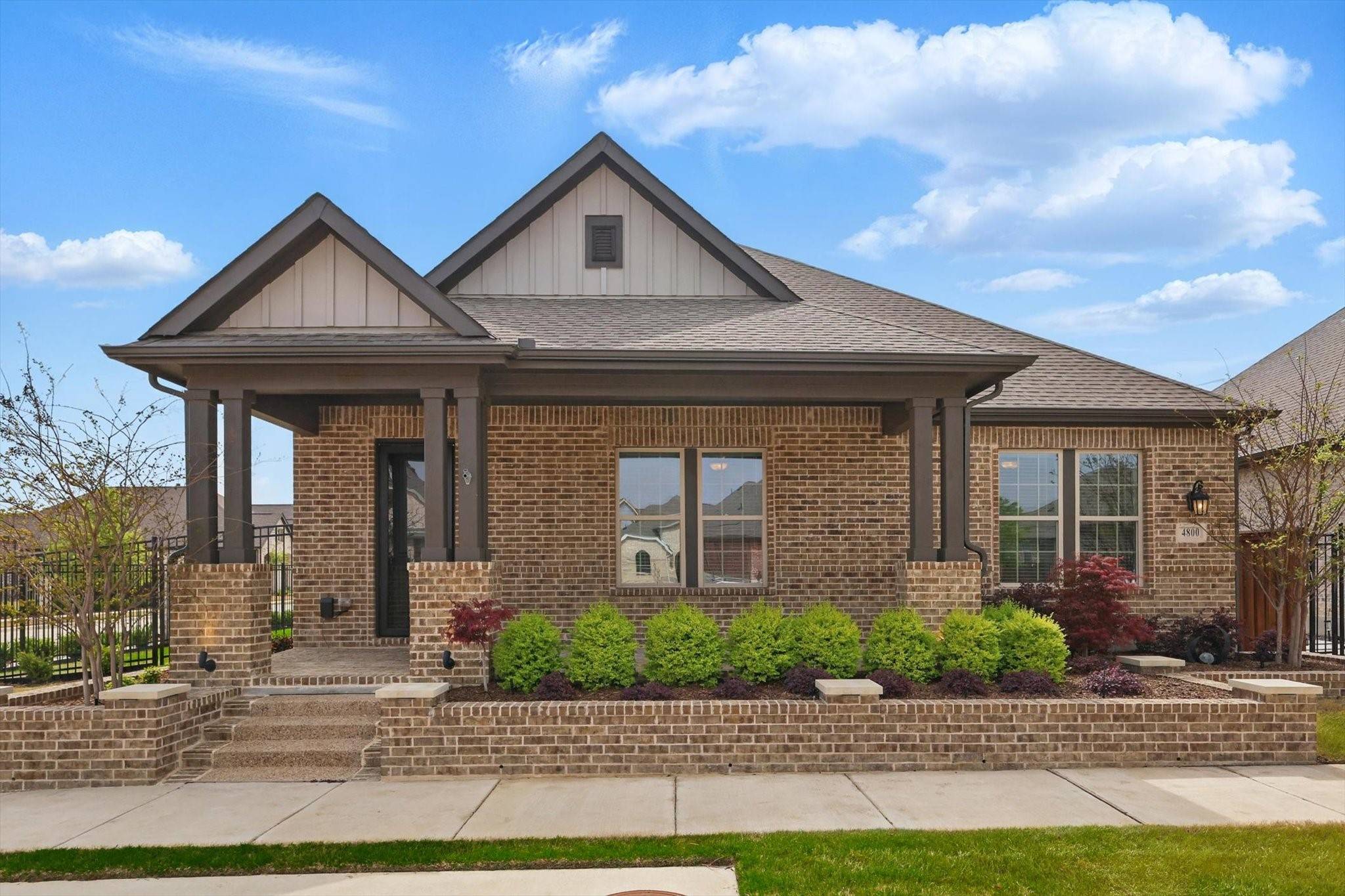 Arlington, TX 76005,4800 Kings Garden Pkwy