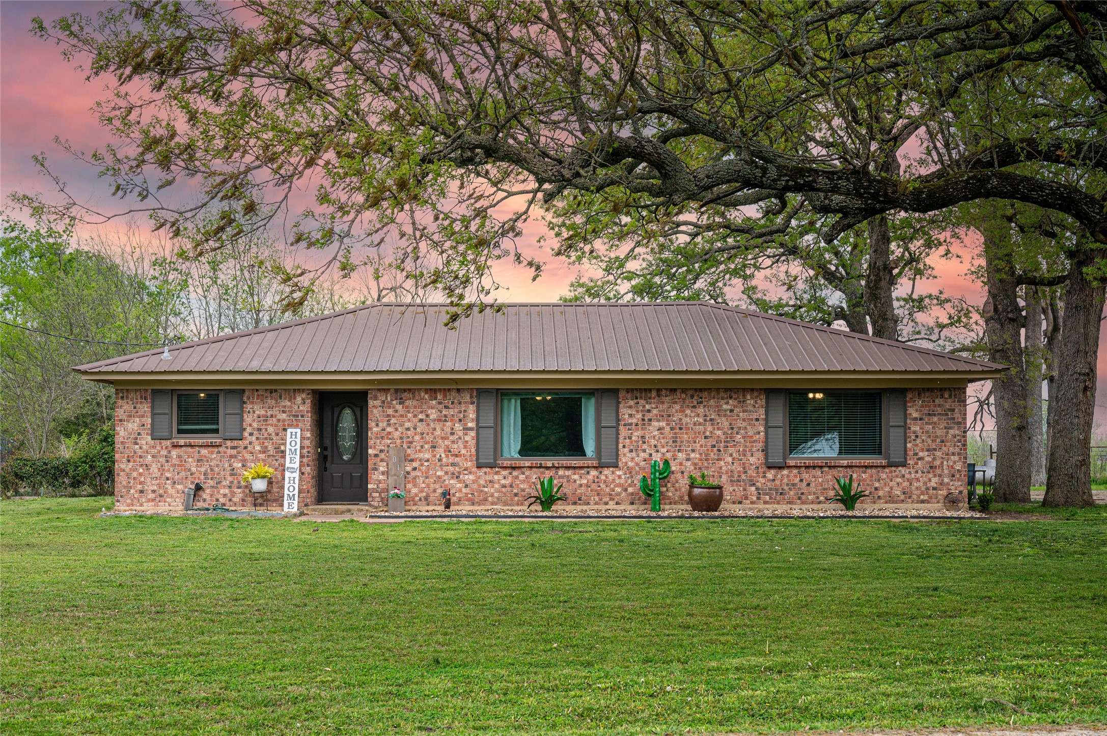 Deport, TX 75435,1017 County Road 15390