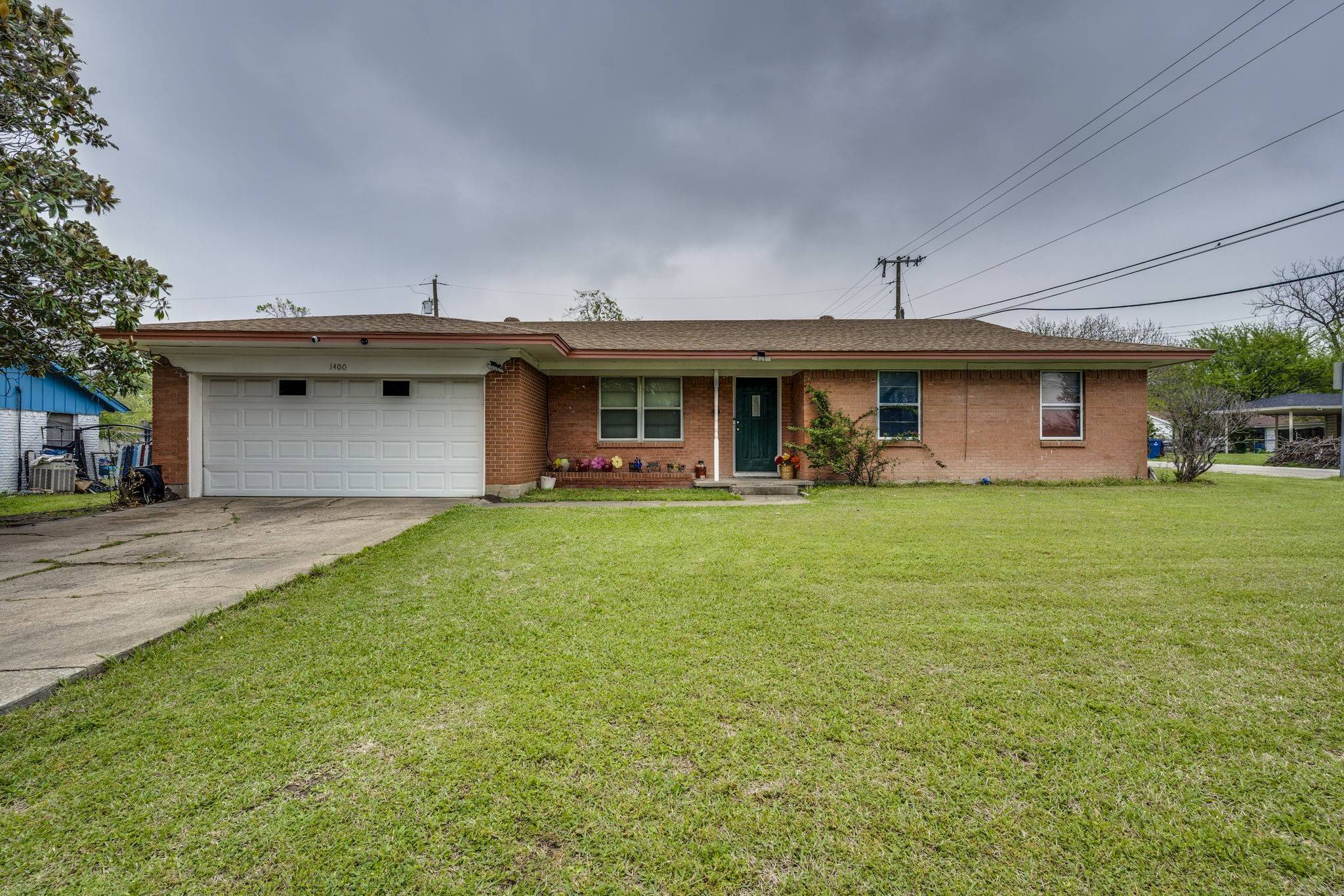 Ennis, TX 75119,1400 Nichols ST