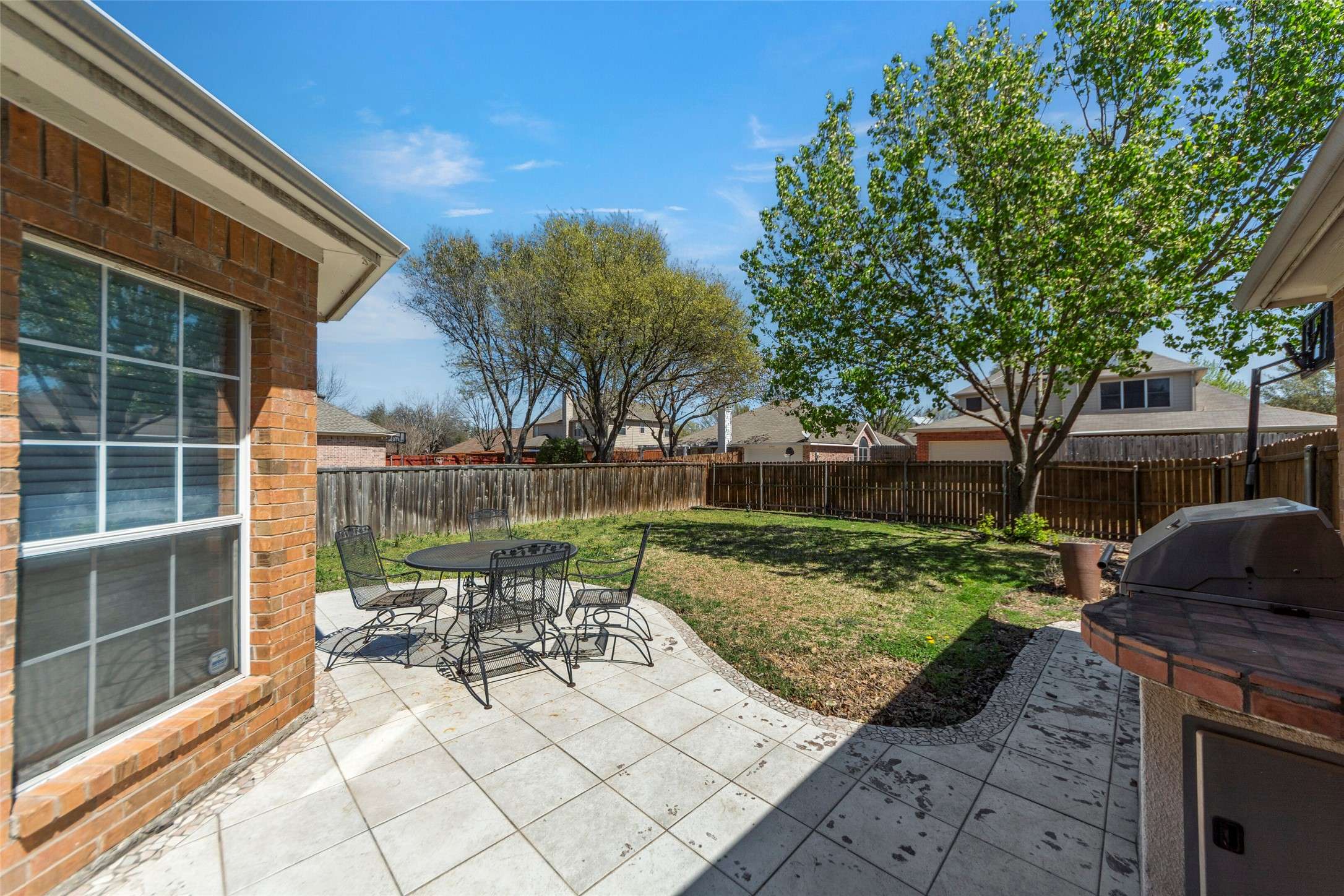Richardson, TX 75082,2806 Glenwick CT