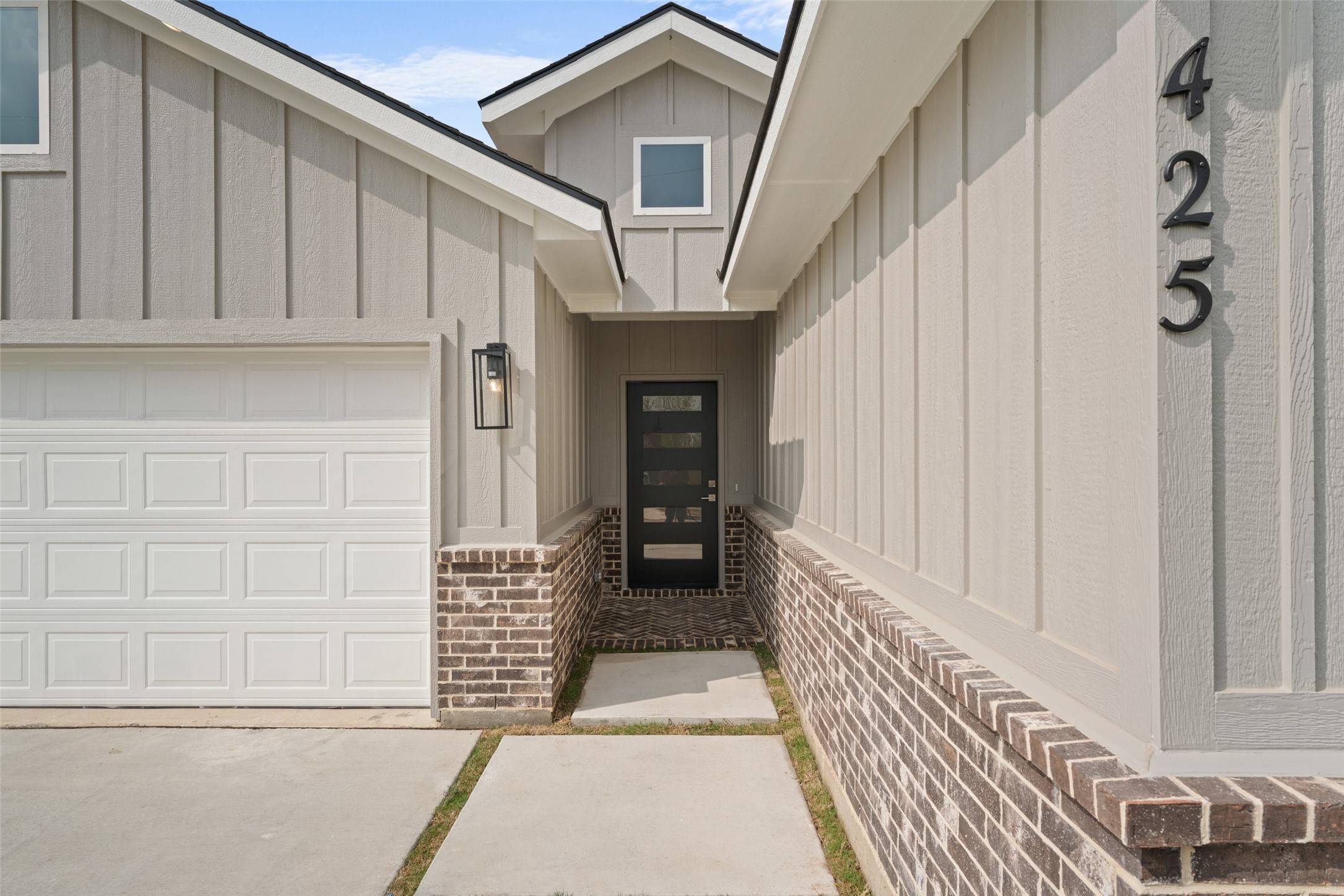 Hillsboro, TX 76645,425 E Walnut ST