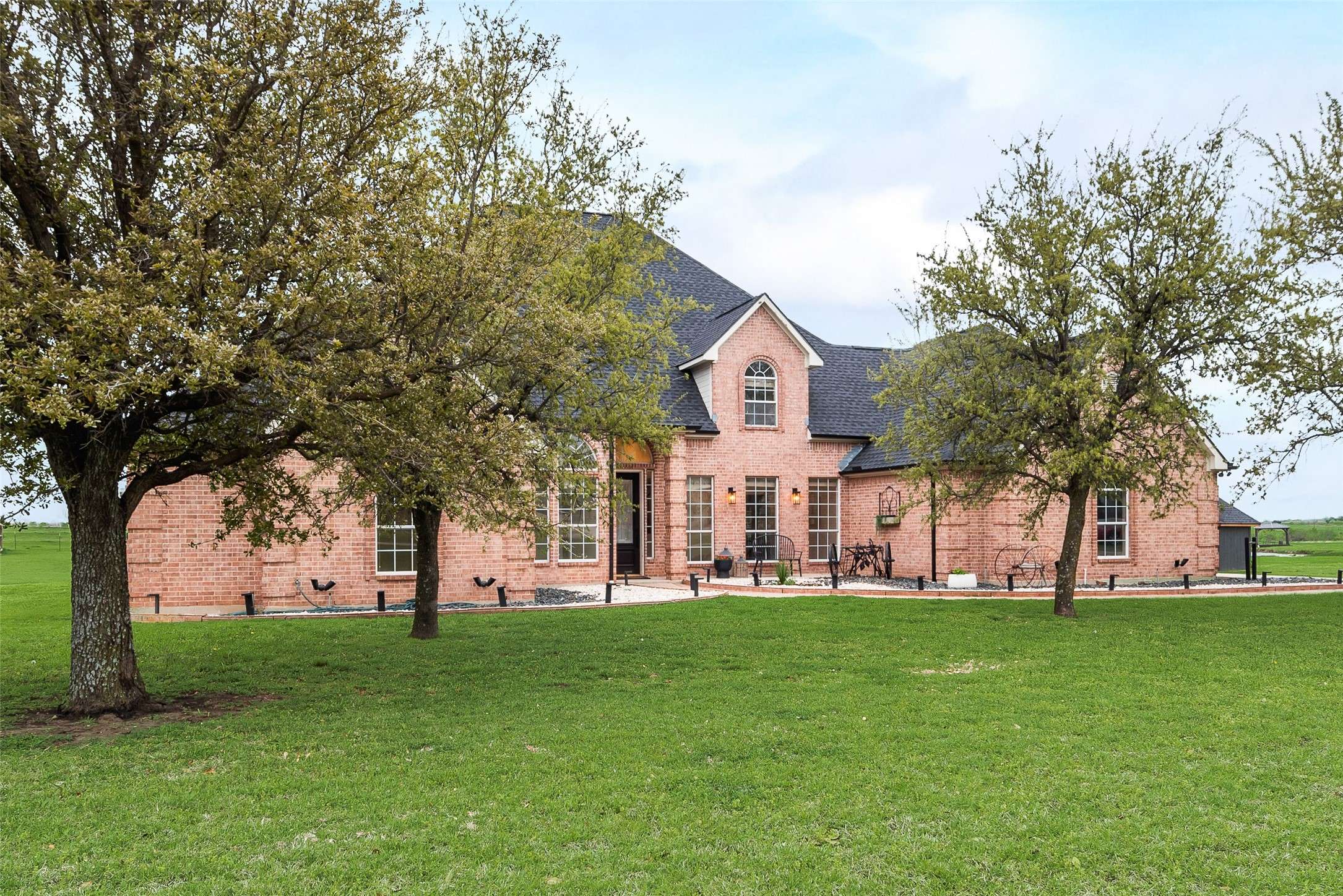 Denton, TX 76266,6083 Milam RDG