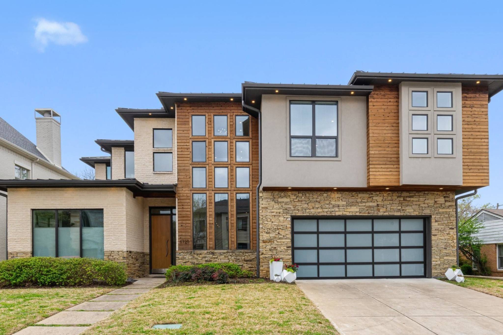 Dallas, TX 75225,6720 Northwood RD