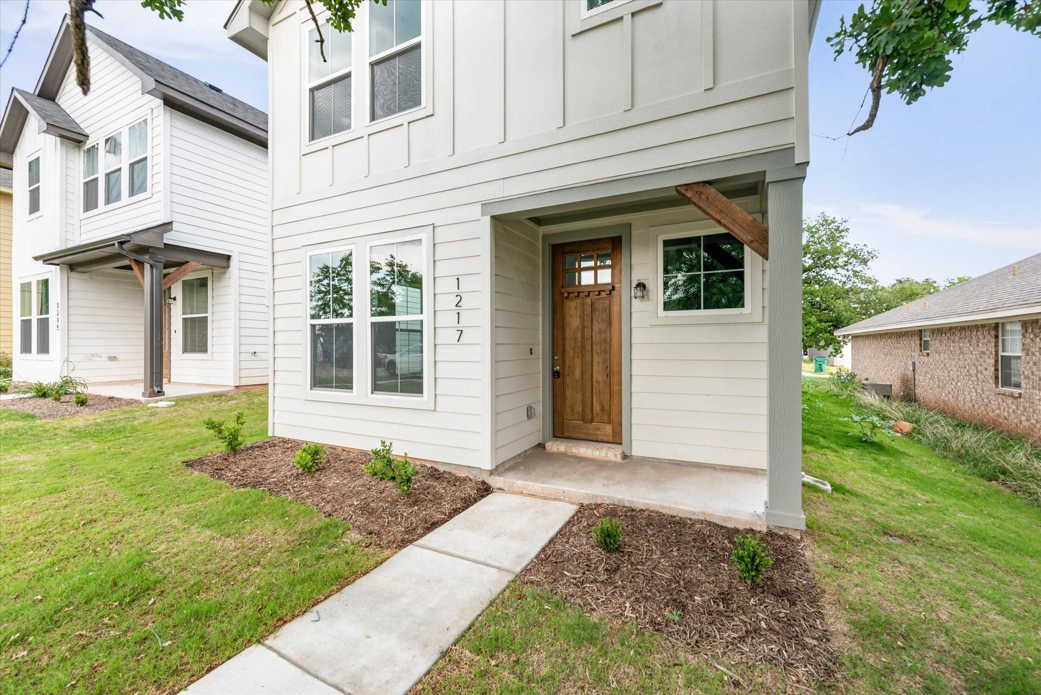 Runaway Bay, TX 76426,1224 Elm CT