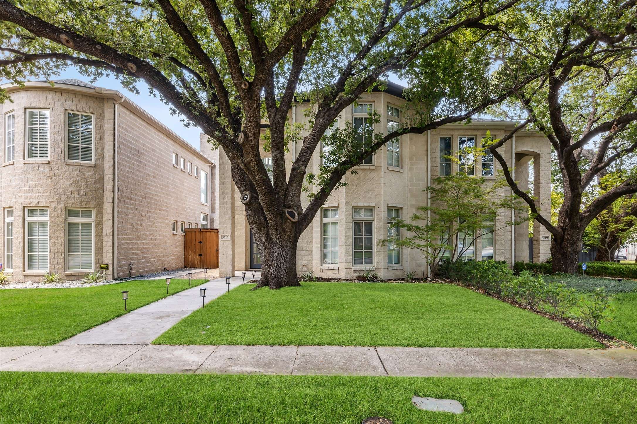 Dallas, TX 75209,5517 La Foy BLVD