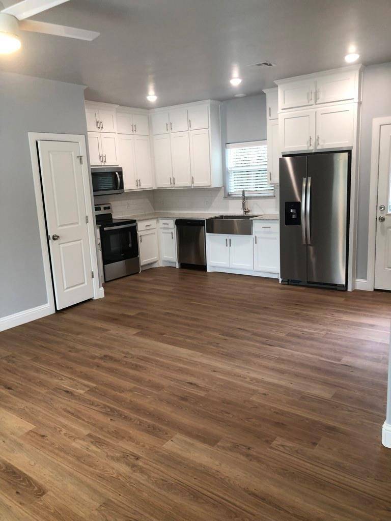 Denison, TX 75021,986 S 6th AVE #988