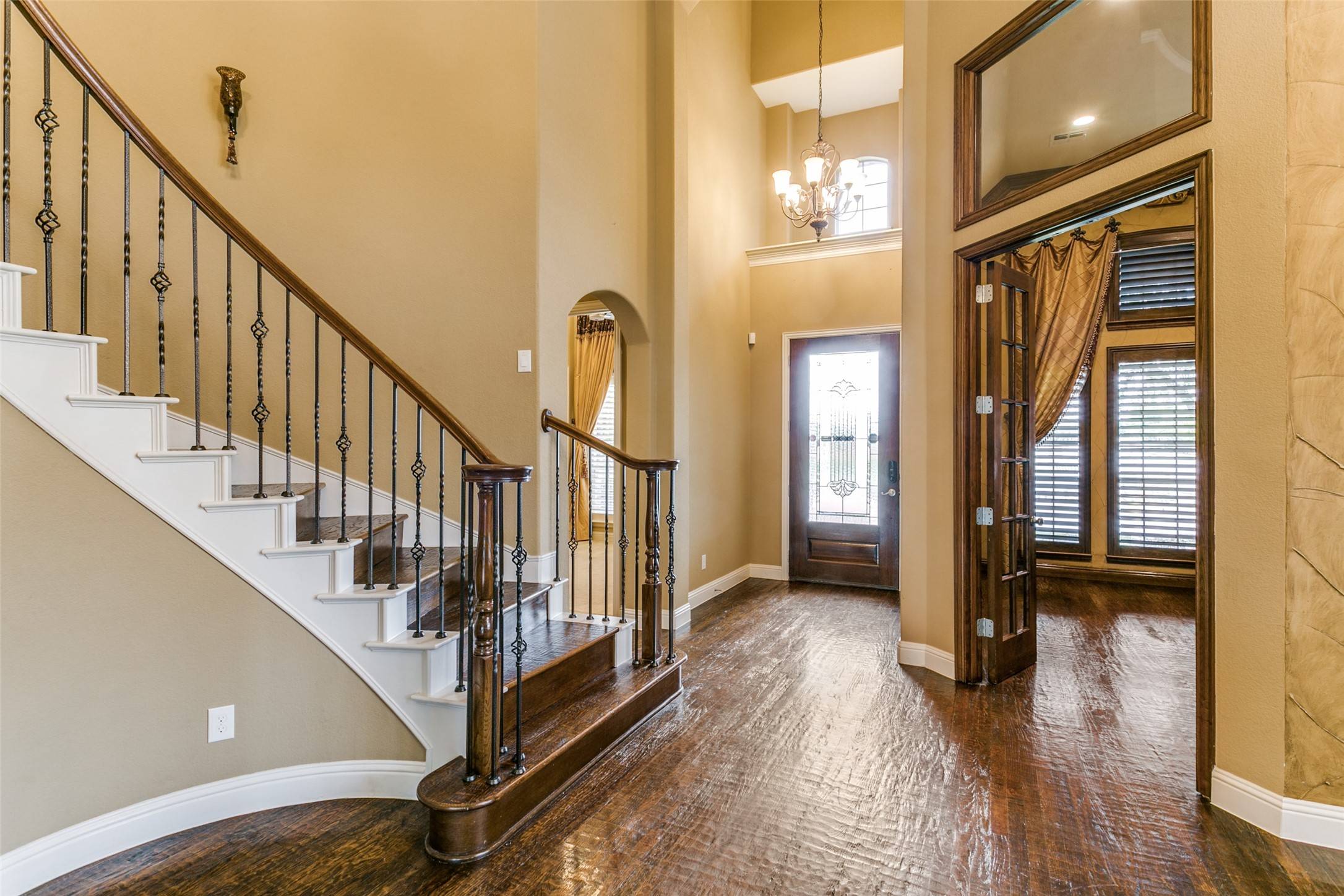 Carrollton, TX 75007,1728 Lomar DR