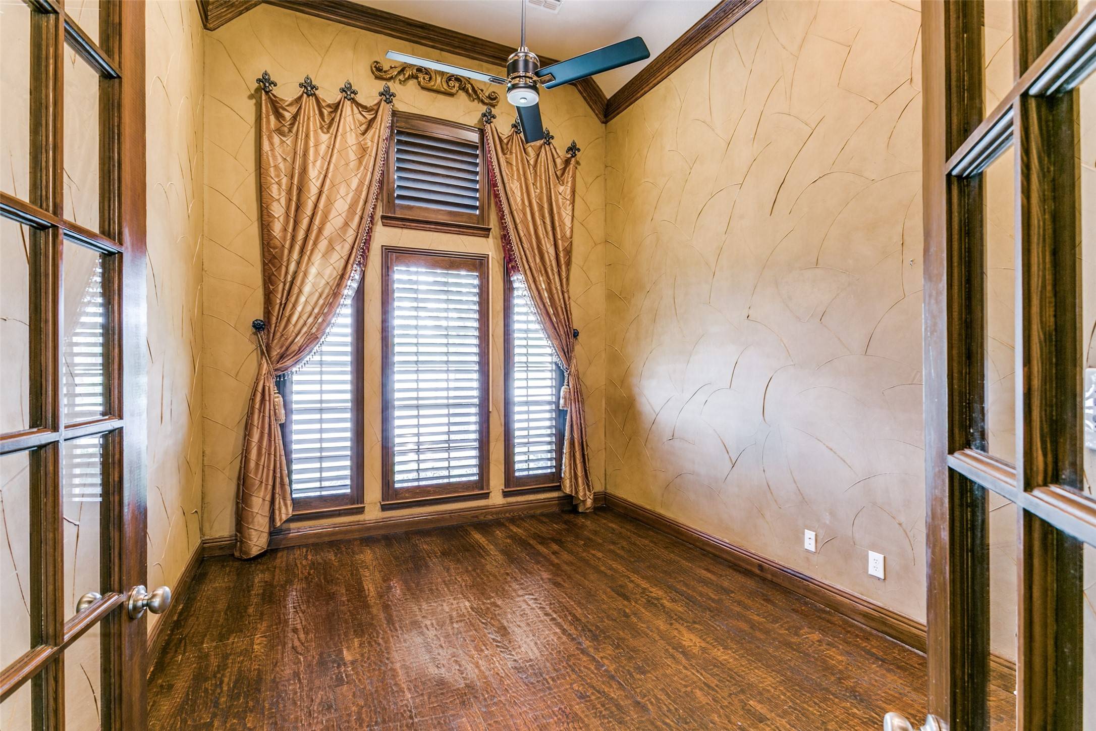 Carrollton, TX 75007,1728 Lomar DR