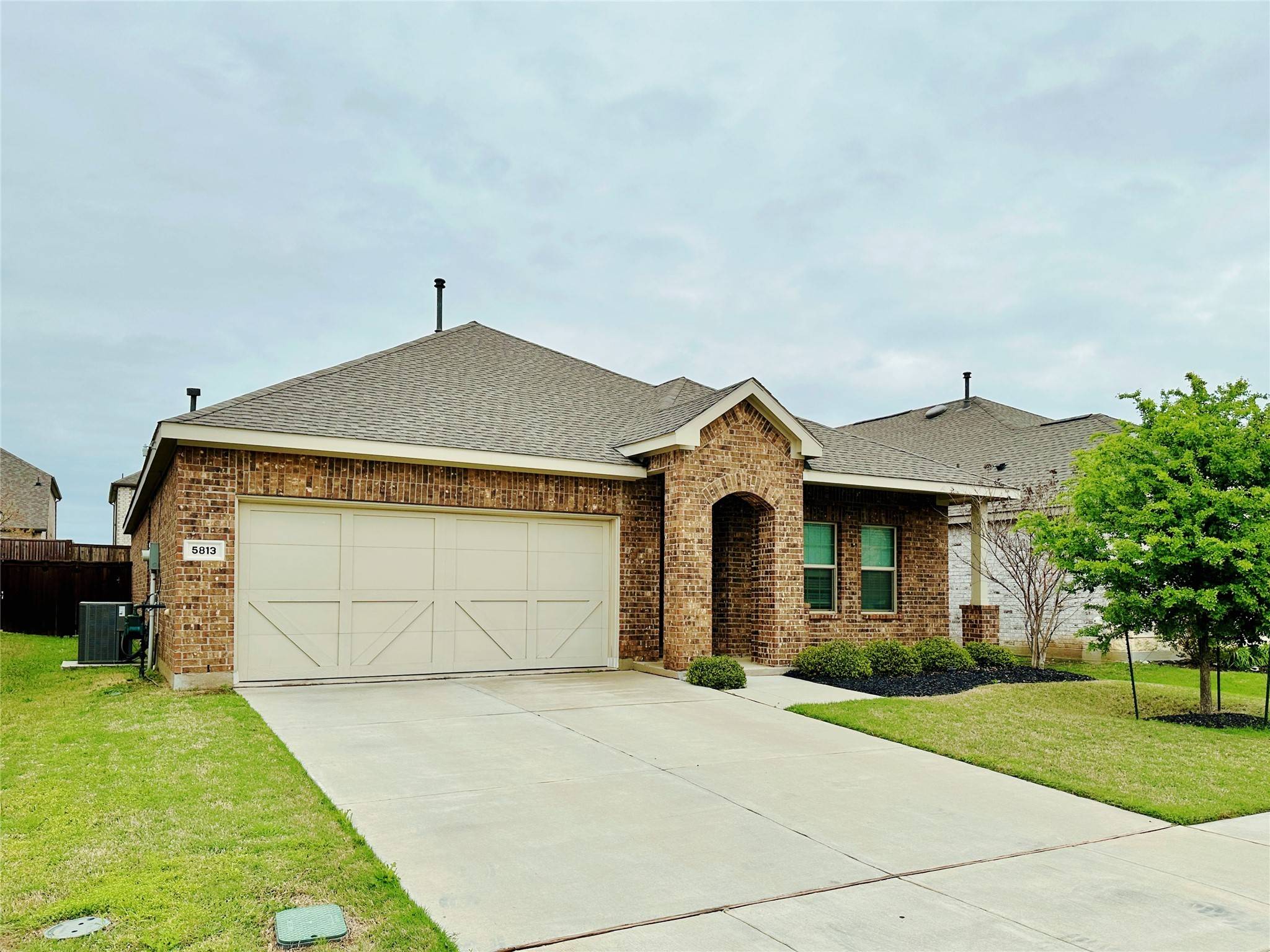 Celina, TX 76227,5813 Rostherne DR