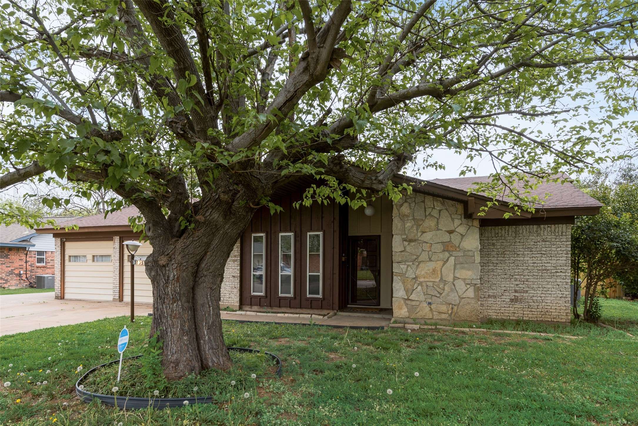Fort Worth, TX 76133,5705 Lubbock AVE
