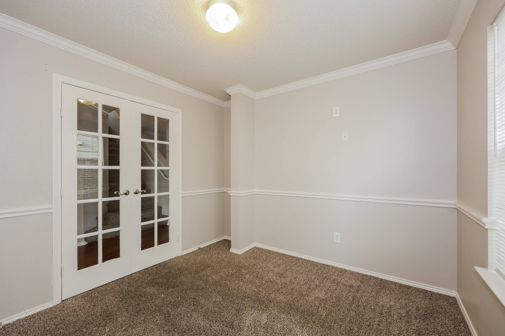 Fort Worth, TX 76112,7804 Whitney LN