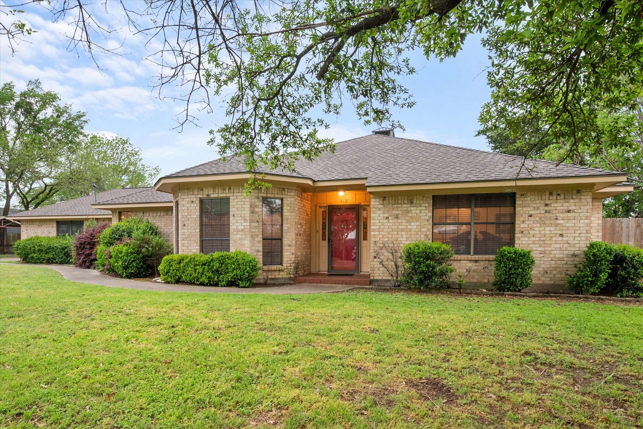 Blooming Grove, TX 76626,412 E 4th ST